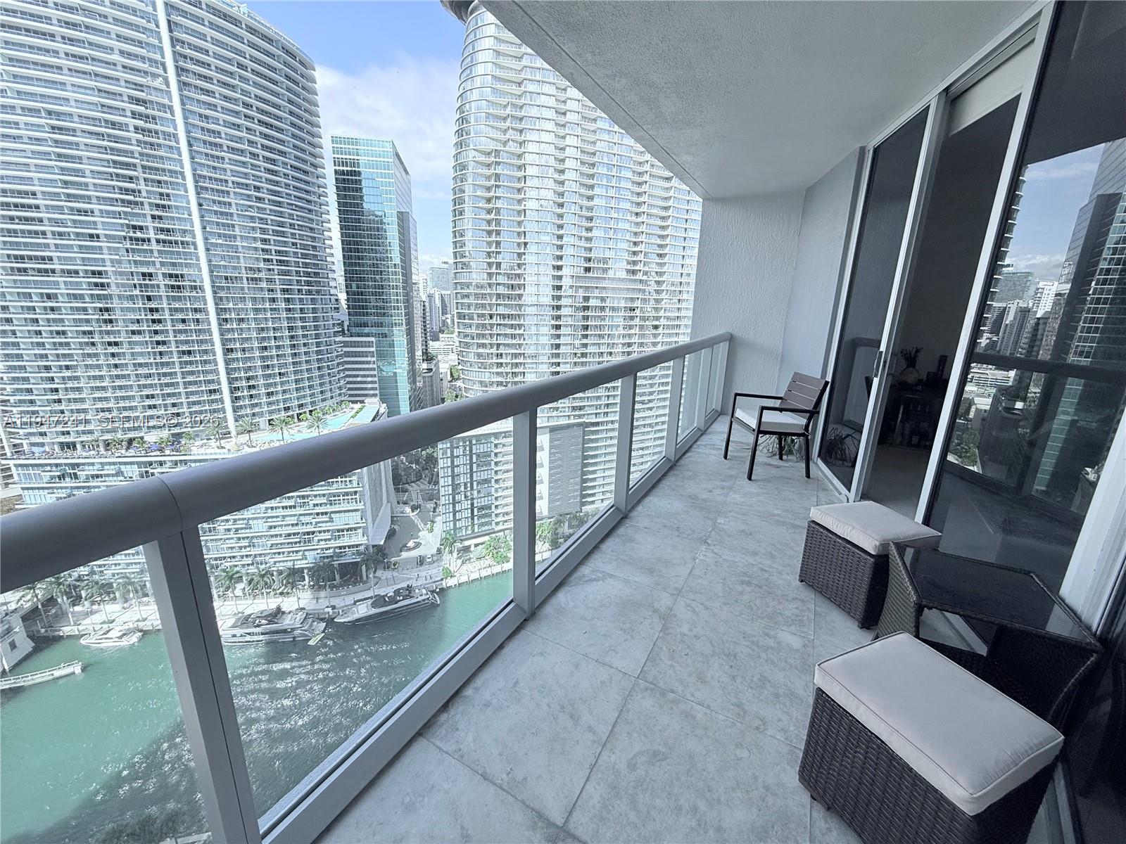 ICONBRICKELL CONDO NO 1 - Residential