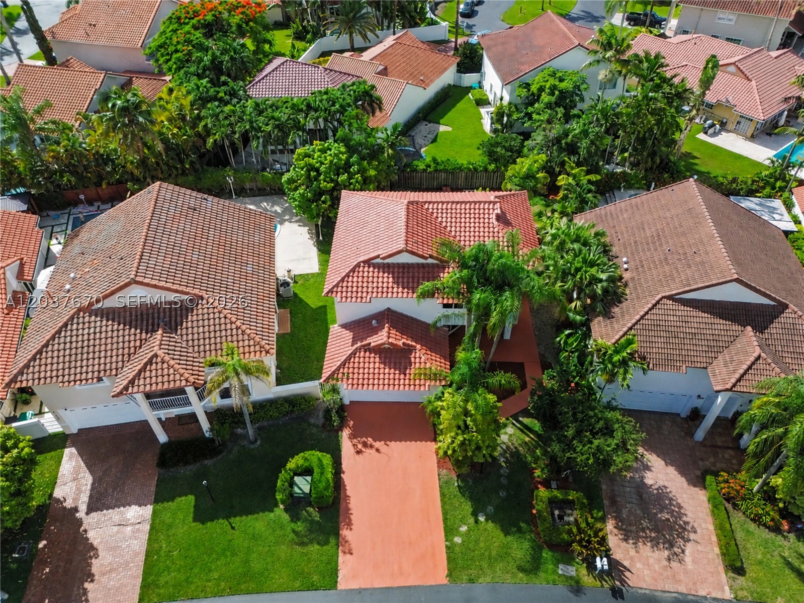 DORAL DUNES 1ST ADDN - Residential