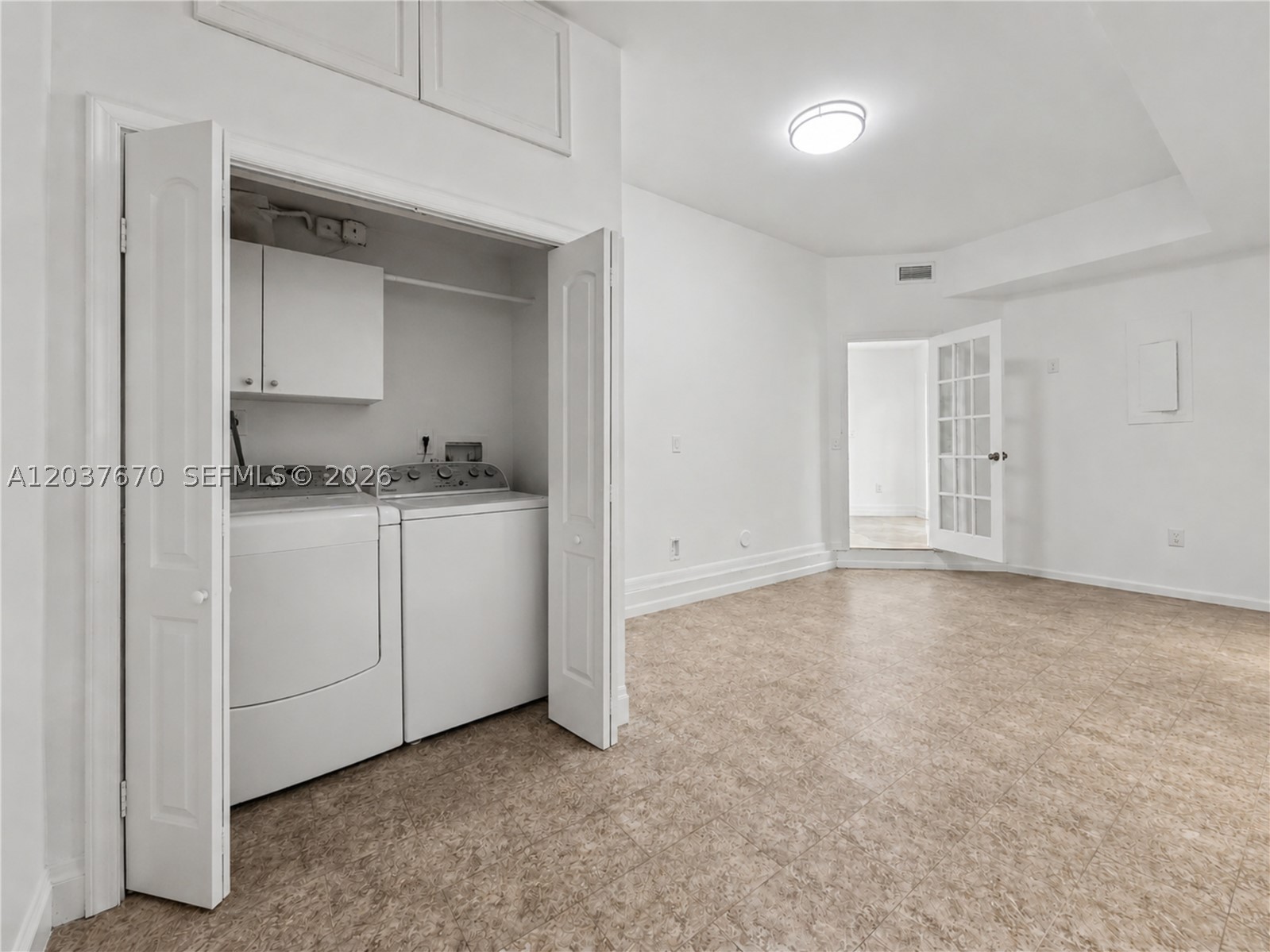 DORAL DUNES 1ST ADDN - Residential