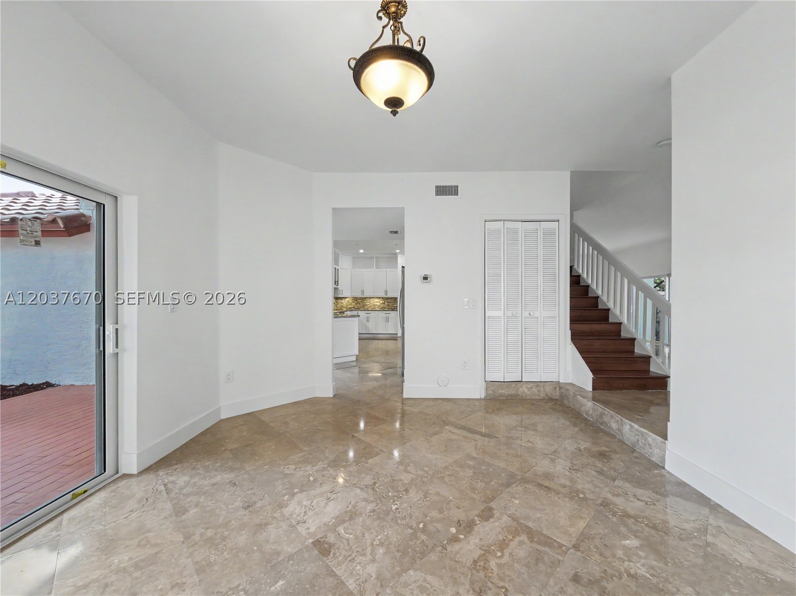 DORAL DUNES 1ST ADDN - Residential