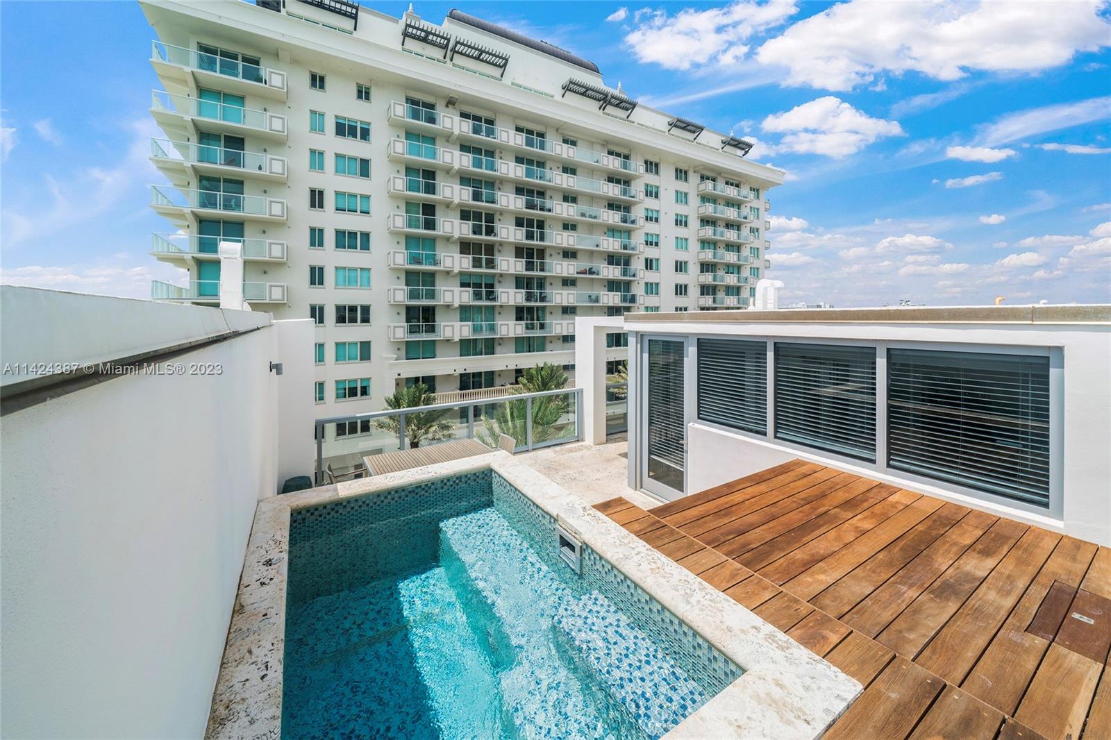 OCEAN SEVEN CONDO - Residential