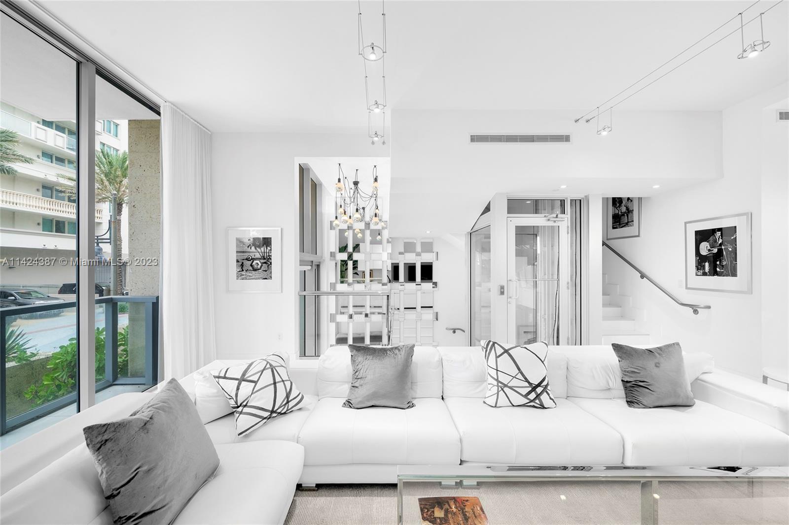OCEAN SEVEN CONDO - Residential