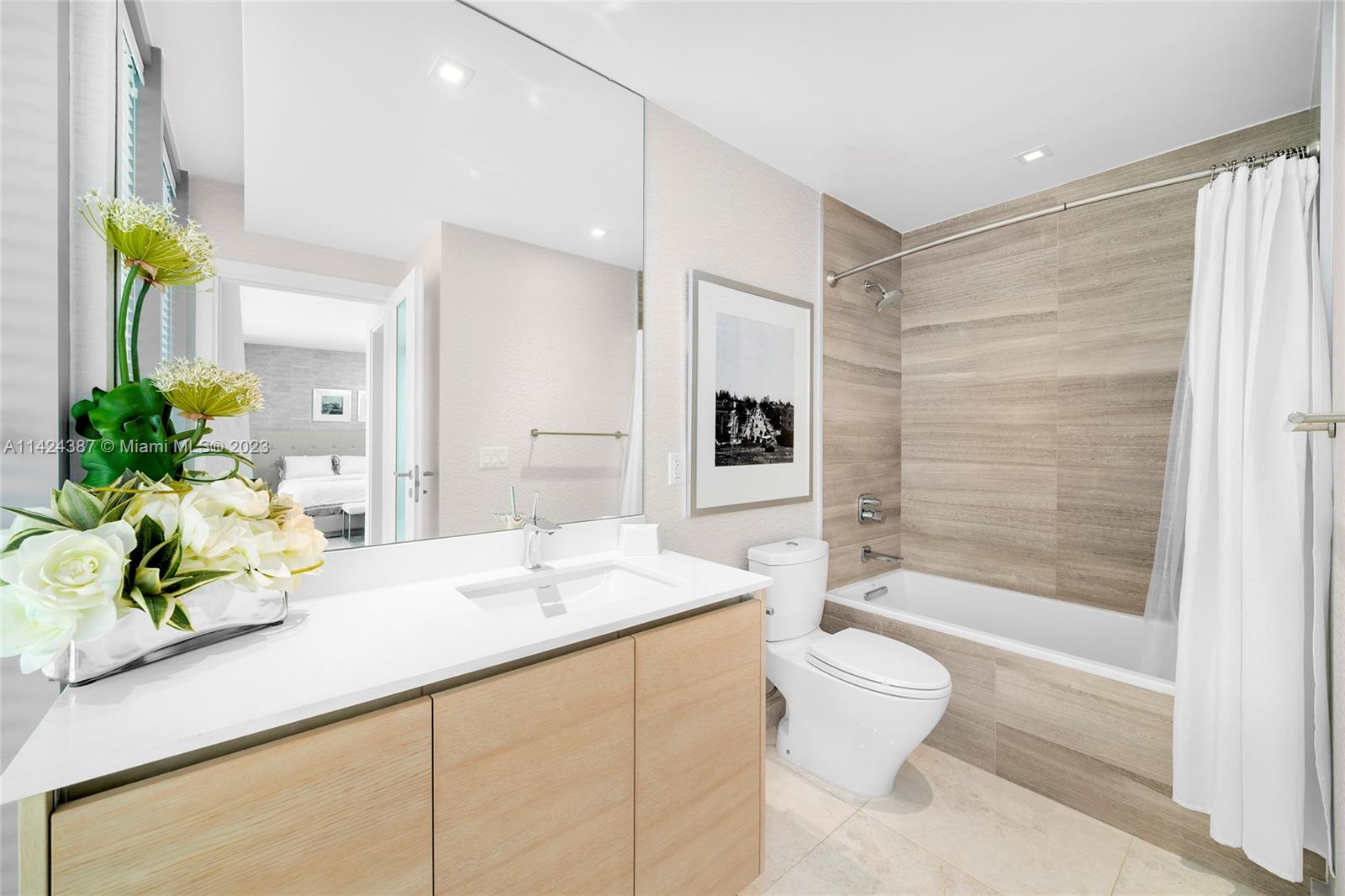 OCEAN SEVEN CONDO - Residential
