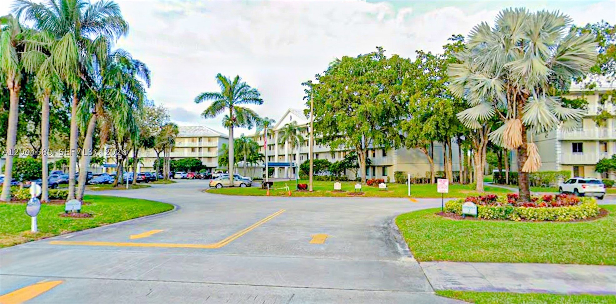 WHITEHALL VILLAGE - Residential Lease
