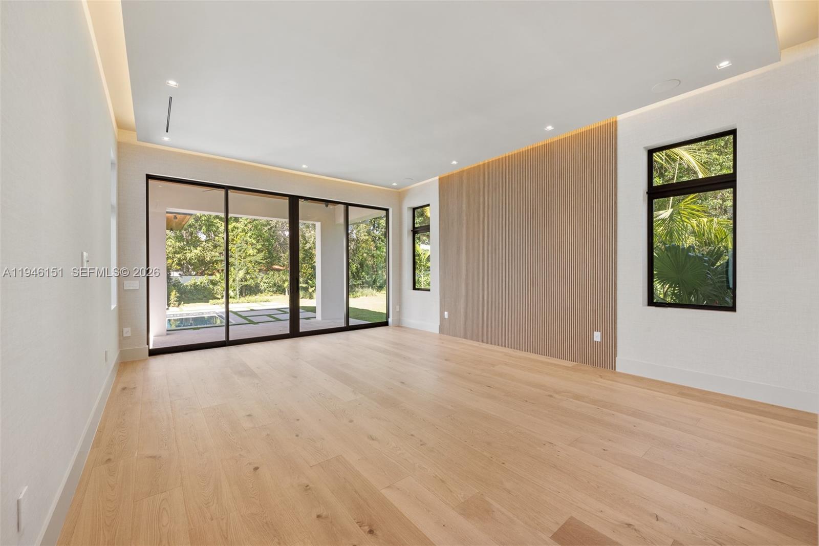 SUNILAND ESTATES 1ST ADDN - Residential
