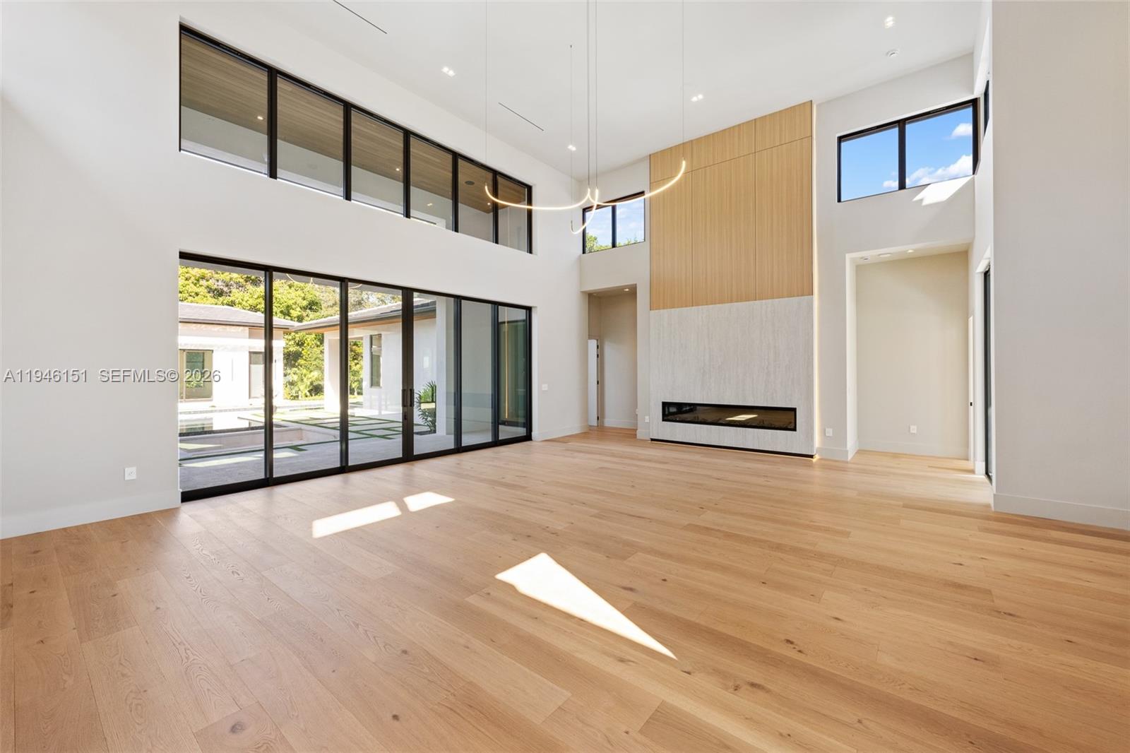 SUNILAND ESTATES 1ST ADDN - Residential