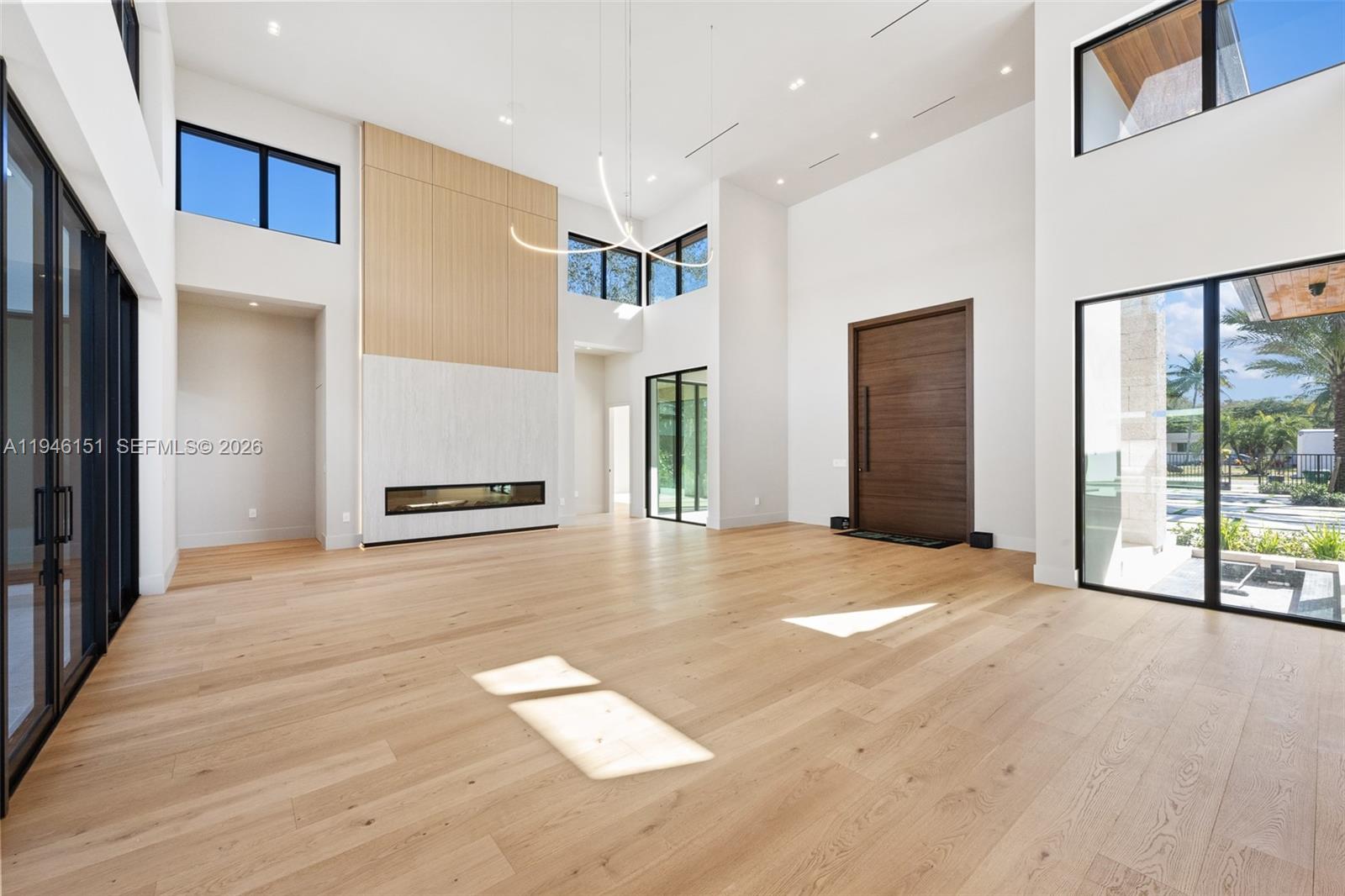 SUNILAND ESTATES 1ST ADDN - Residential