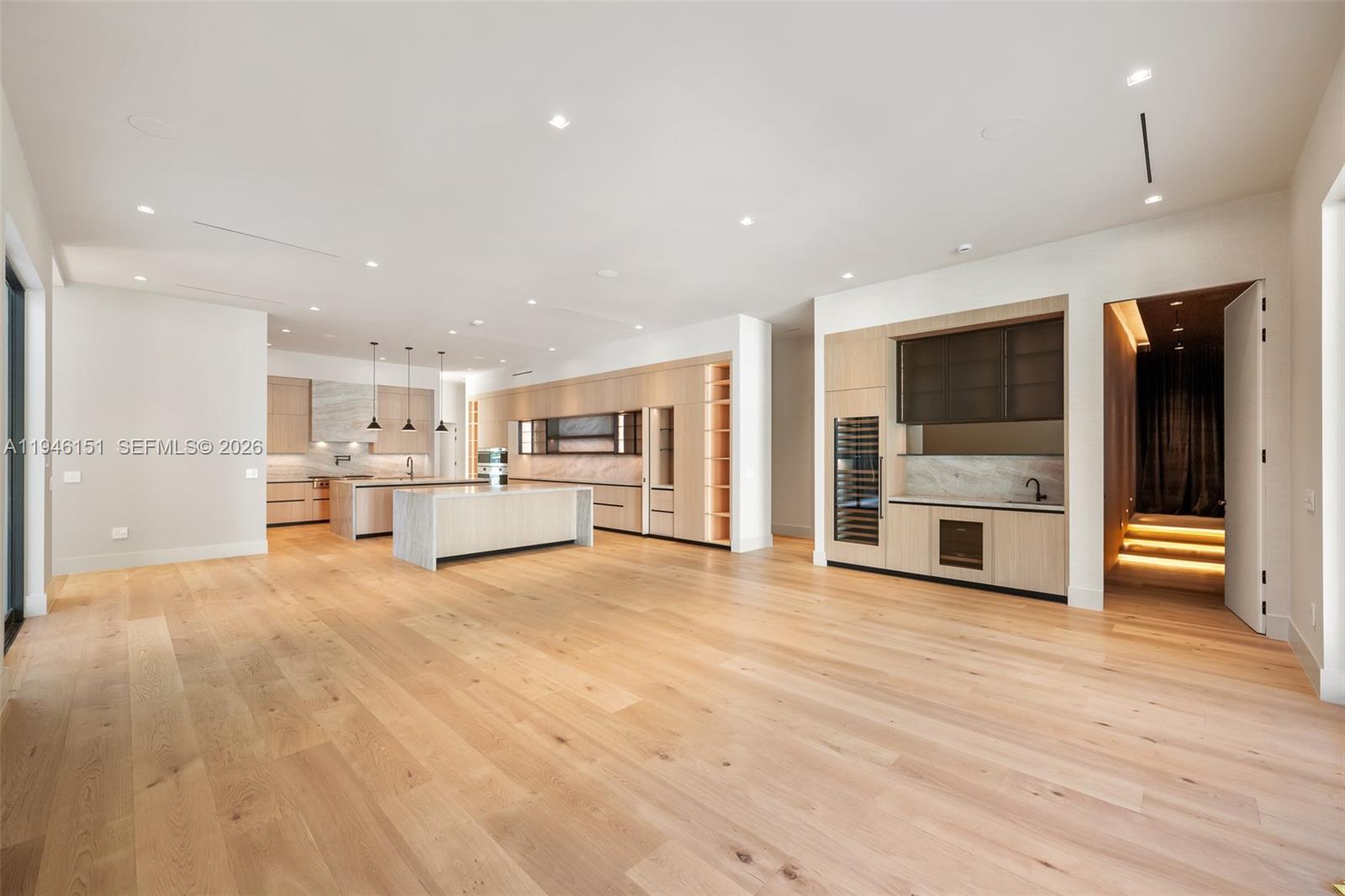 SUNILAND ESTATES 1ST ADDN - Residential