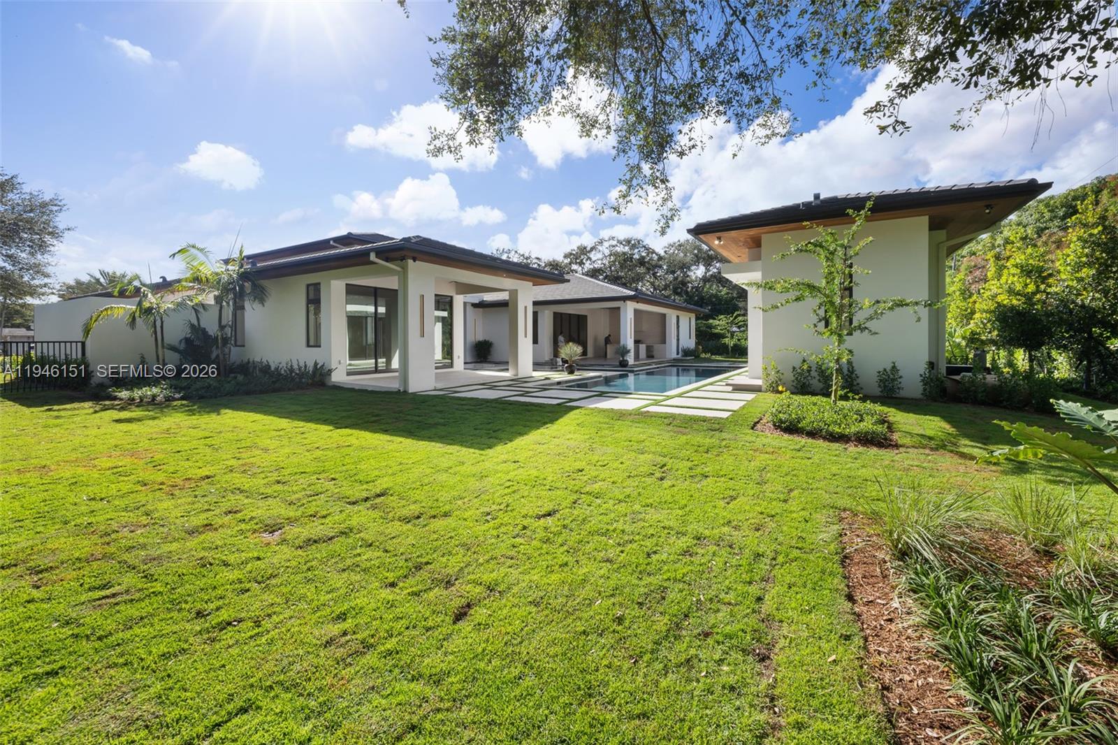 SUNILAND ESTATES 1ST ADDN - Residential