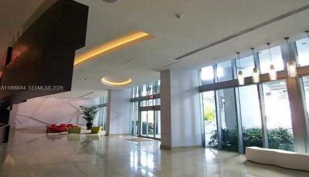 THE AXIS ON BRICKELL COND - Residential