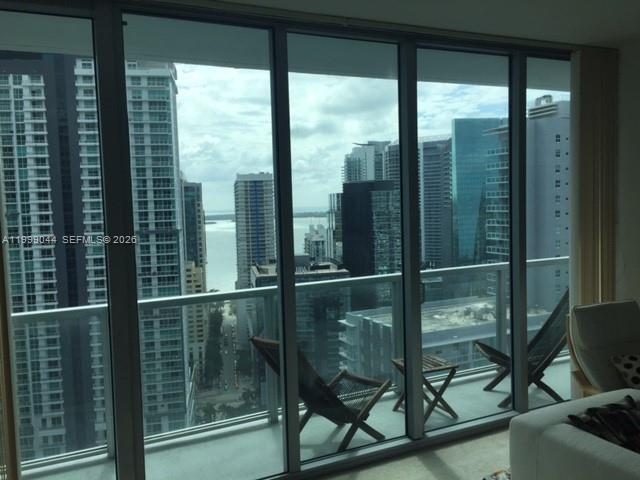 THE AXIS ON BRICKELL COND - Residential