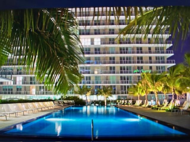 THE AXIS ON BRICKELL COND - Residential