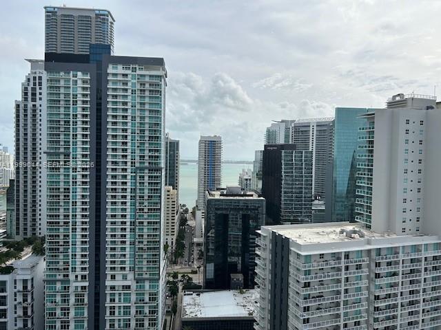 THE AXIS ON BRICKELL COND - Residential