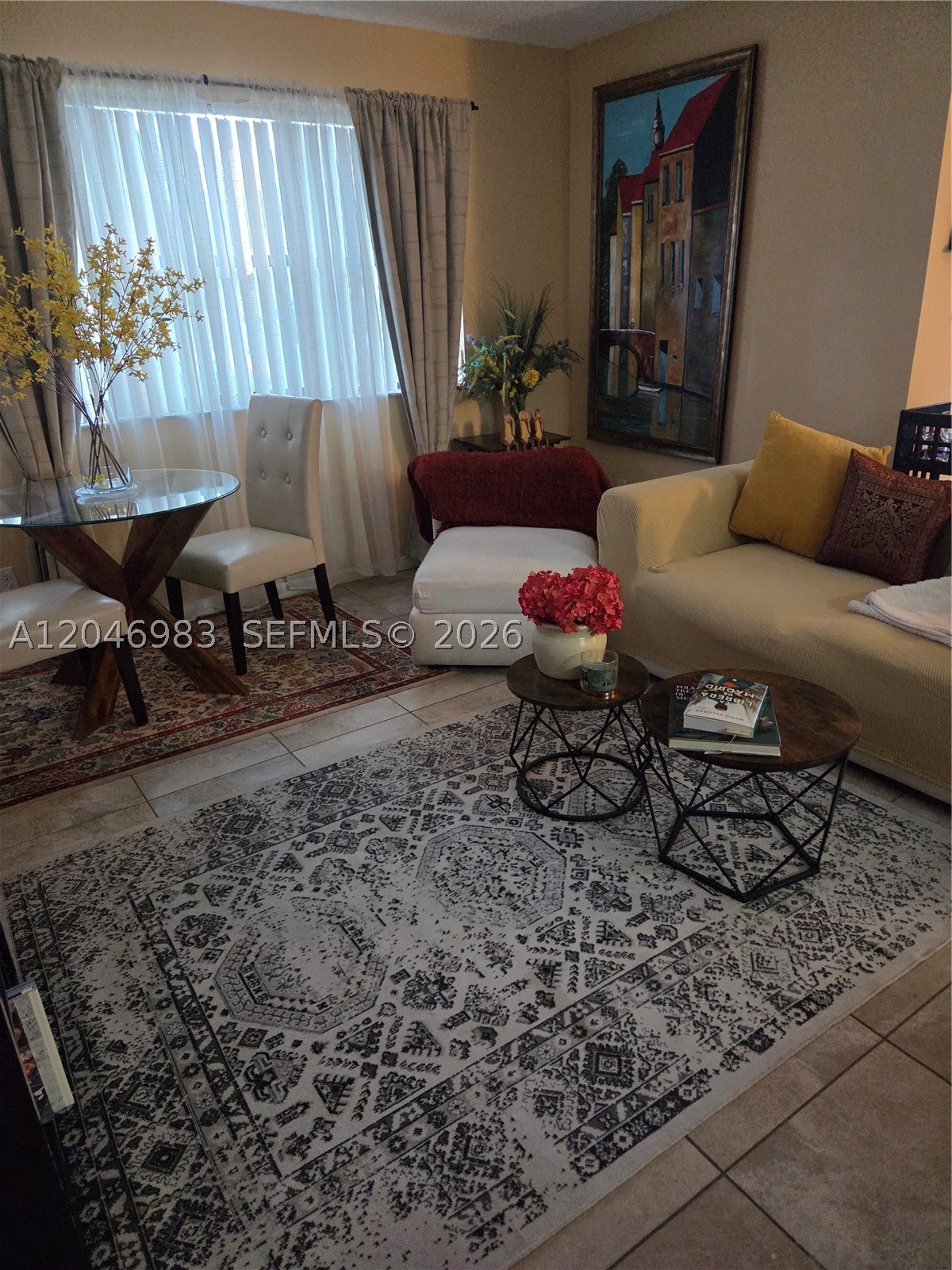 HOLLYWOOD PARC CONDOMINIU - Residential Lease