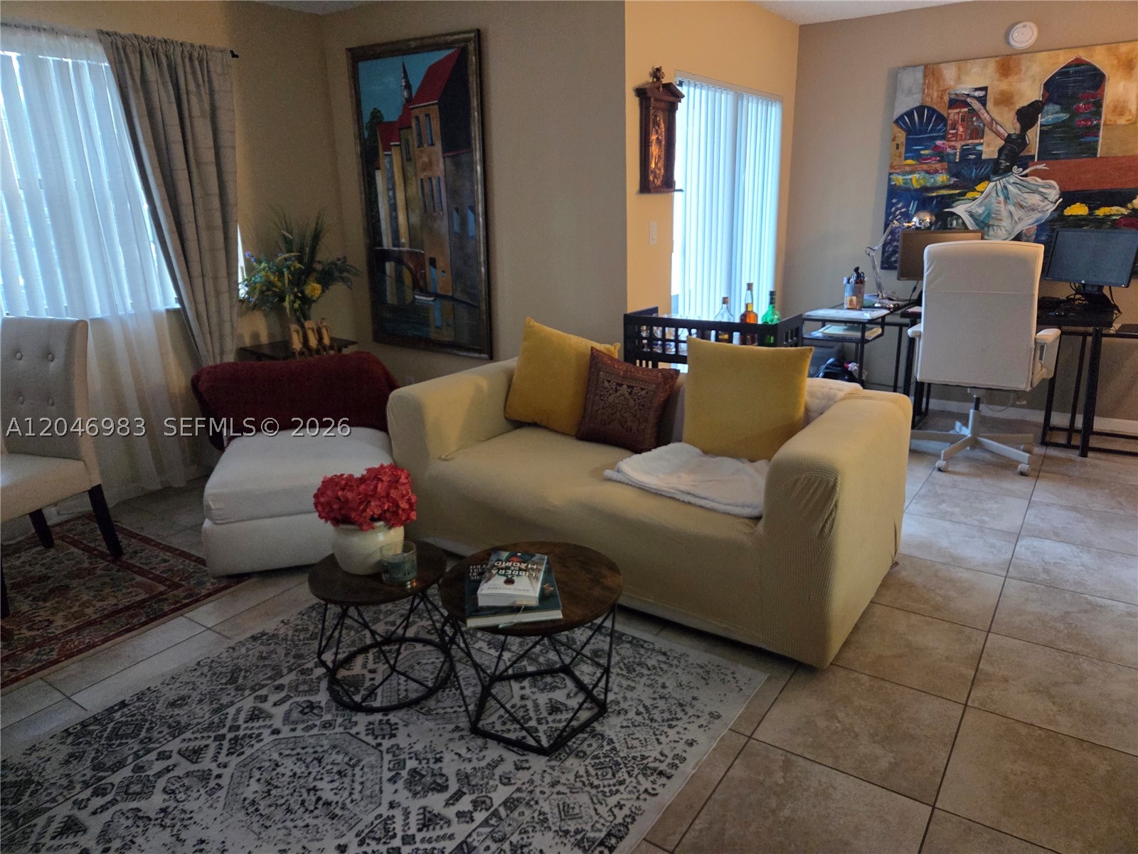 HOLLYWOOD PARC CONDOMINIU - Residential Lease