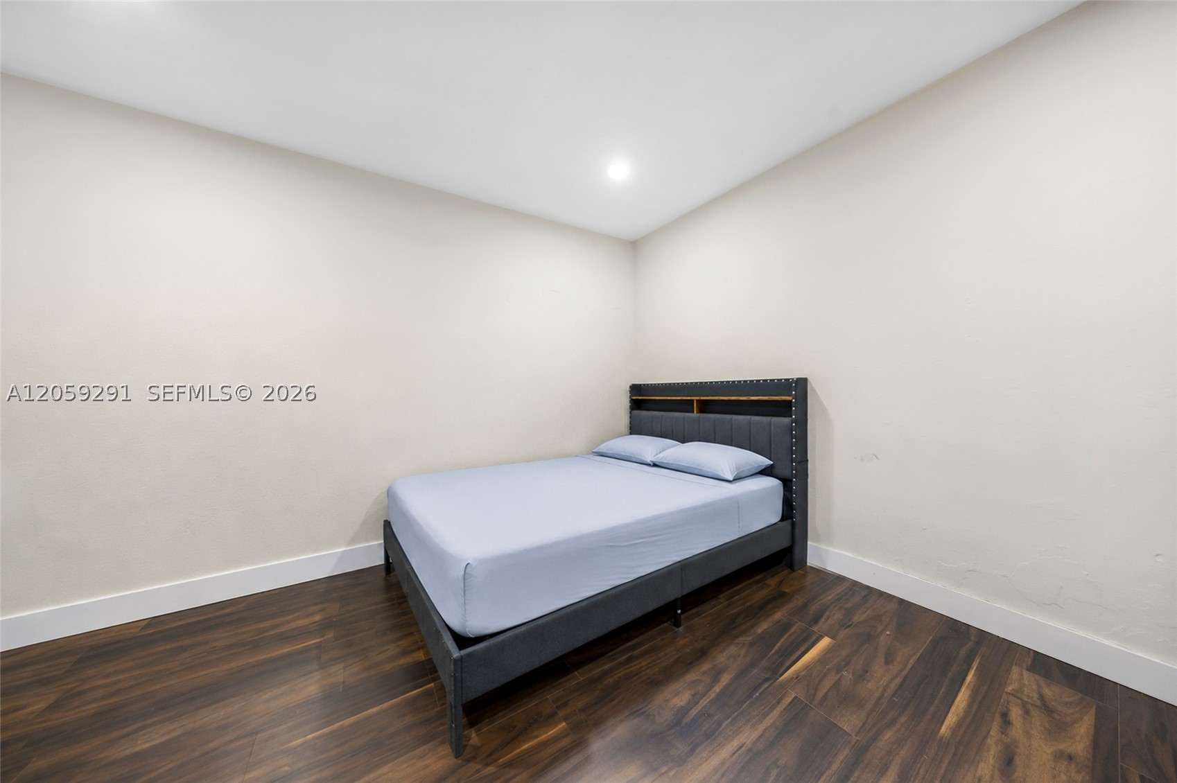 MELROSE HEIGHTS - Residential