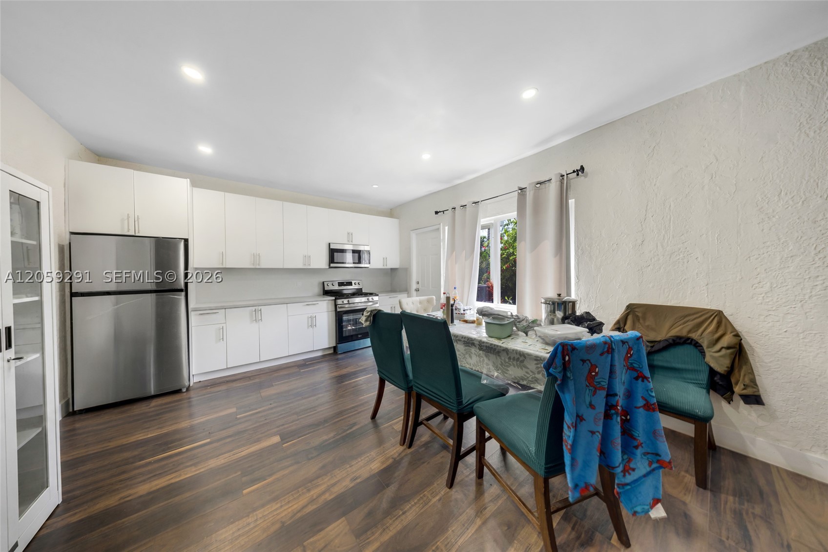 MELROSE HEIGHTS - Residential