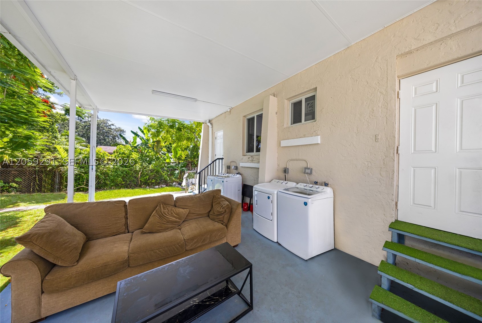 MELROSE HEIGHTS - Residential