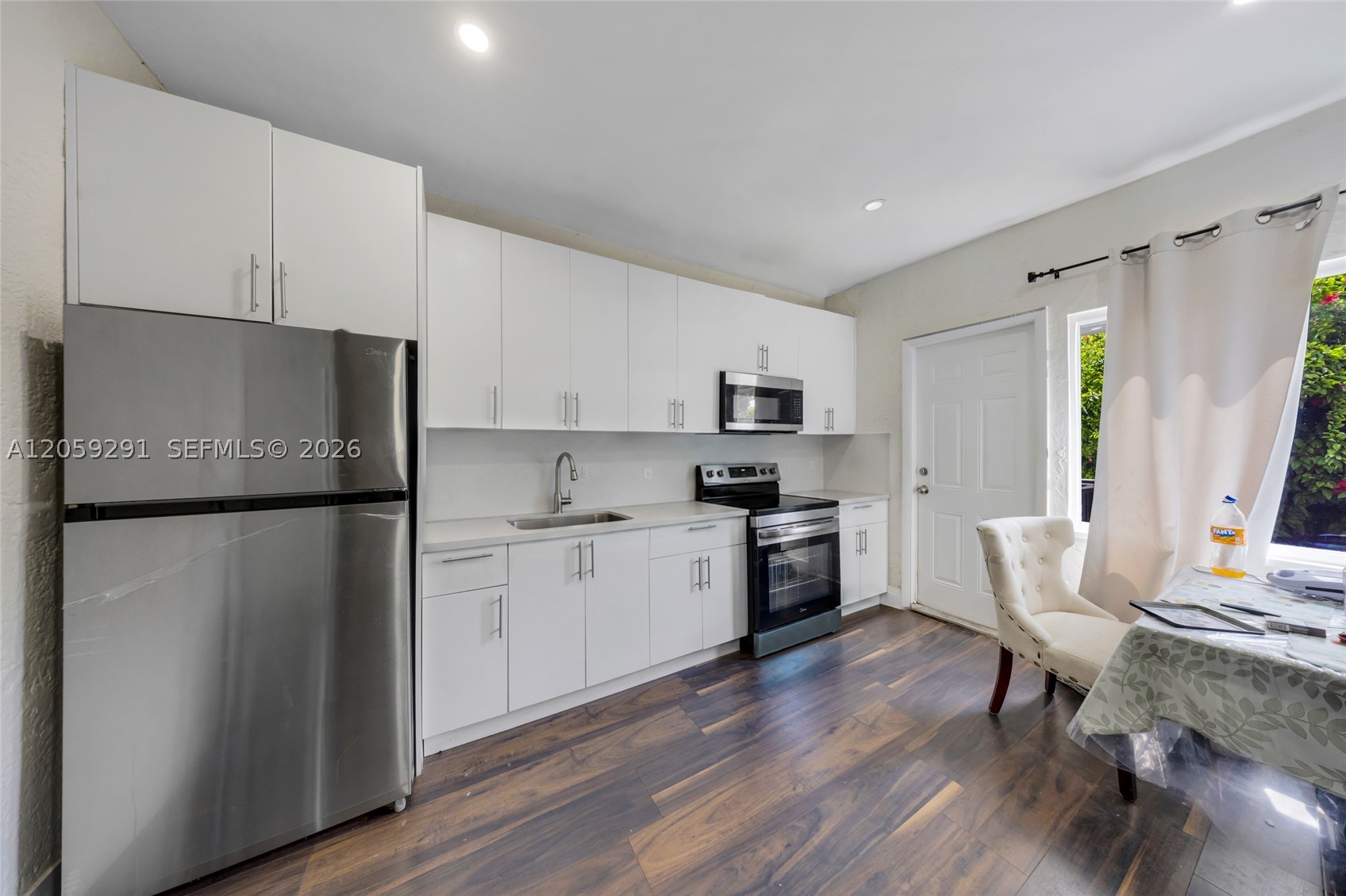 MELROSE HEIGHTS - Residential