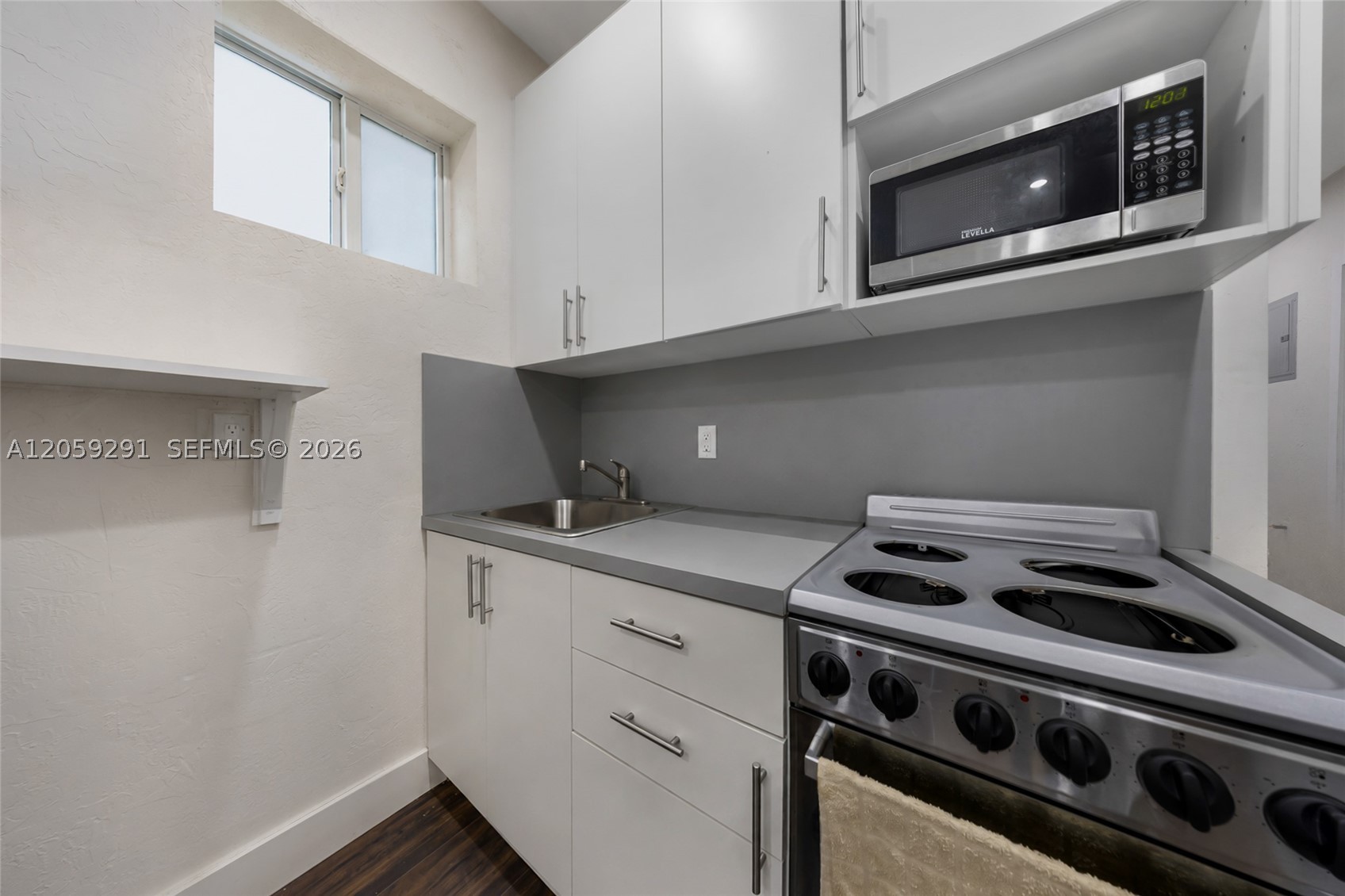 MELROSE HEIGHTS - Residential