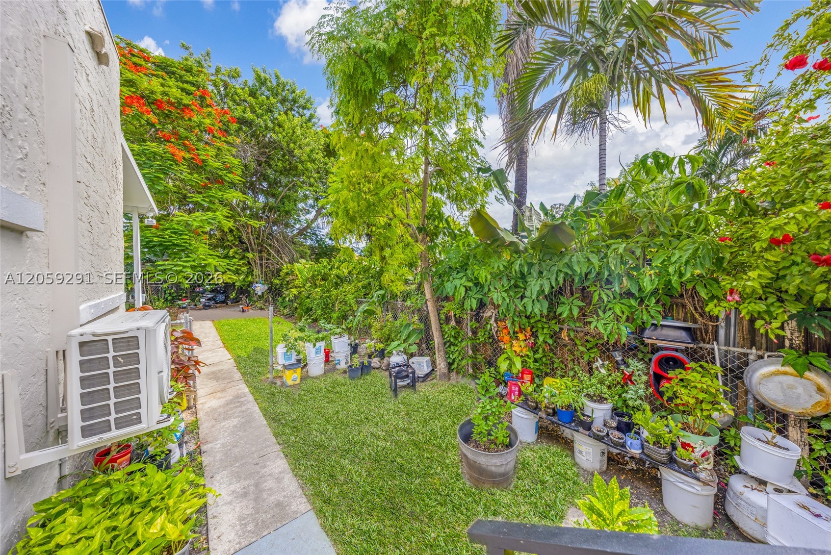 MELROSE HEIGHTS - Residential