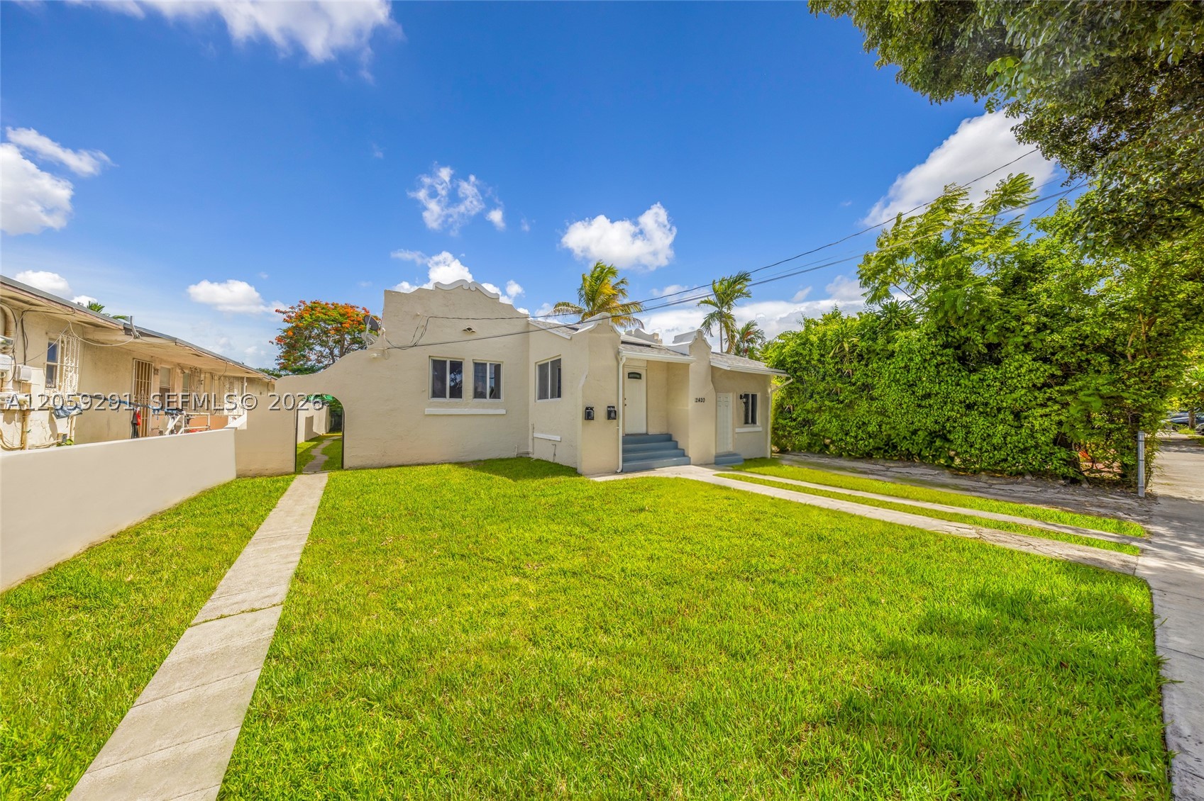 MELROSE HEIGHTS - Residential
