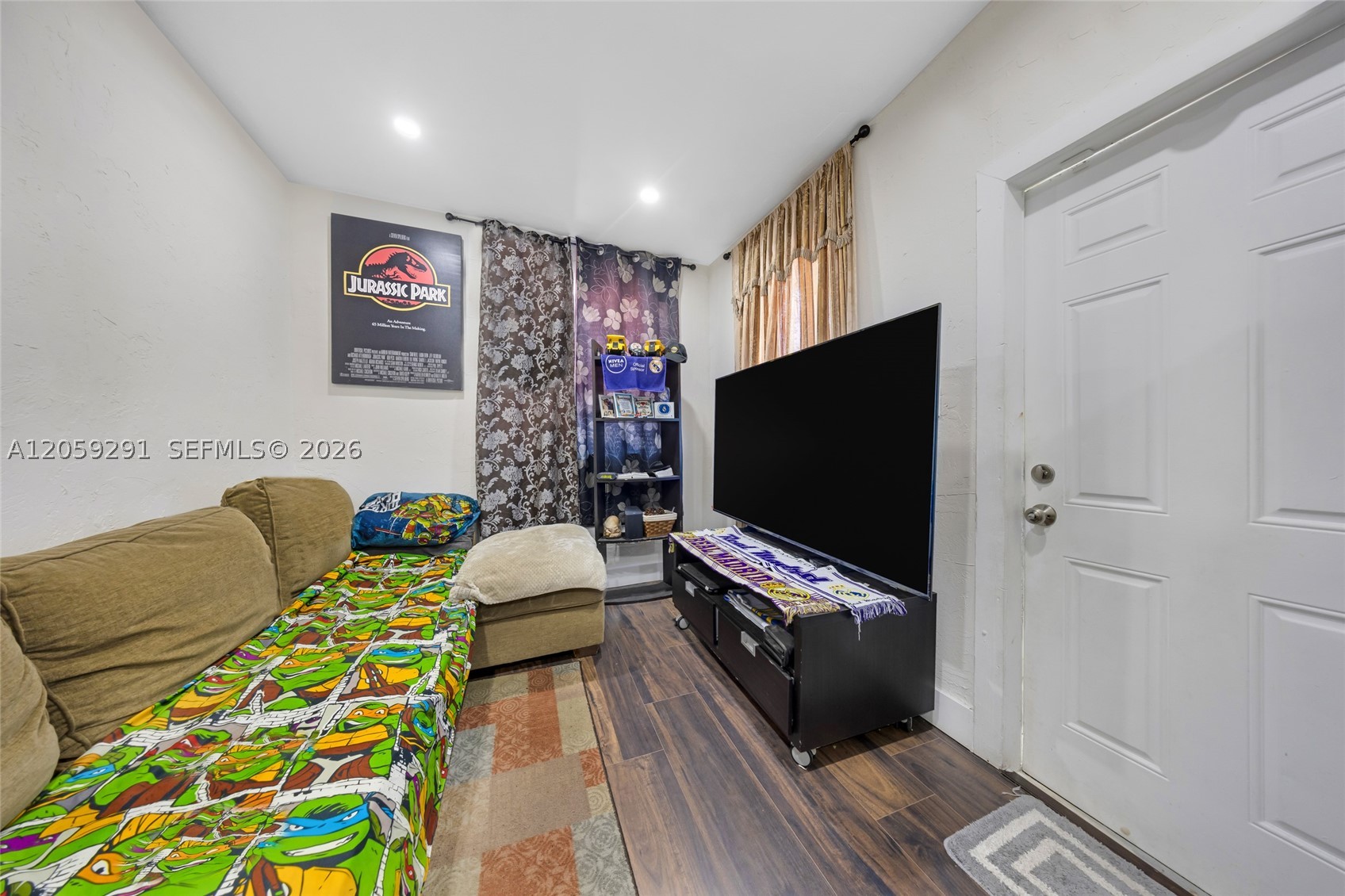 MELROSE HEIGHTS - Residential
