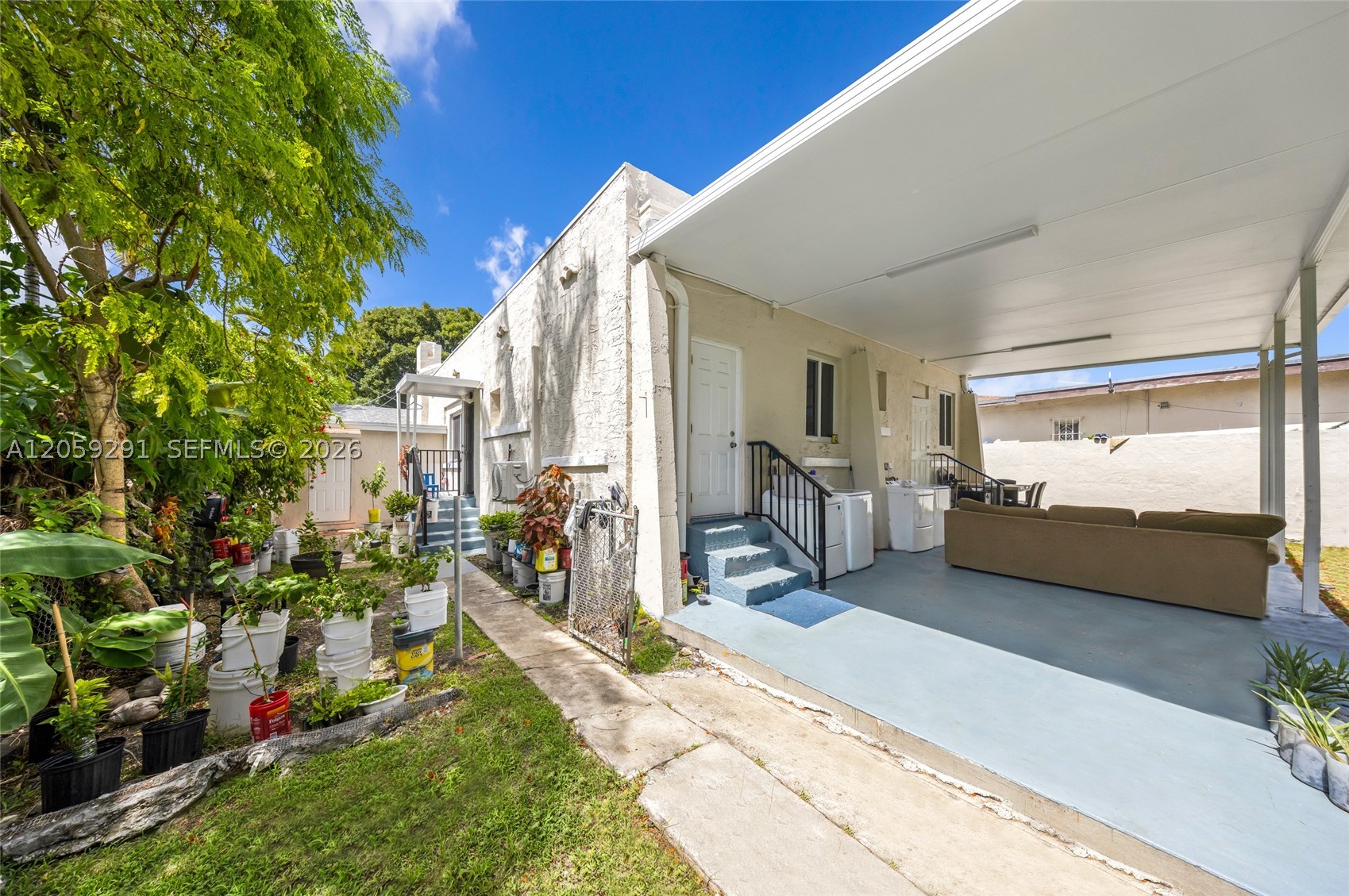 MELROSE HEIGHTS - Residential