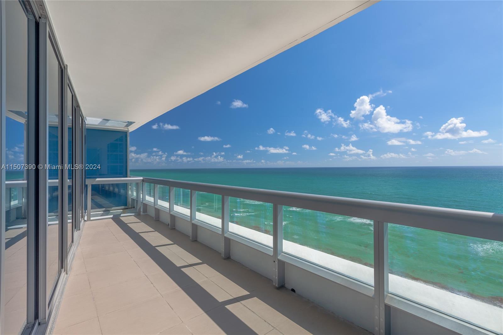 NORTH CARILLON BEACH COND - Residential