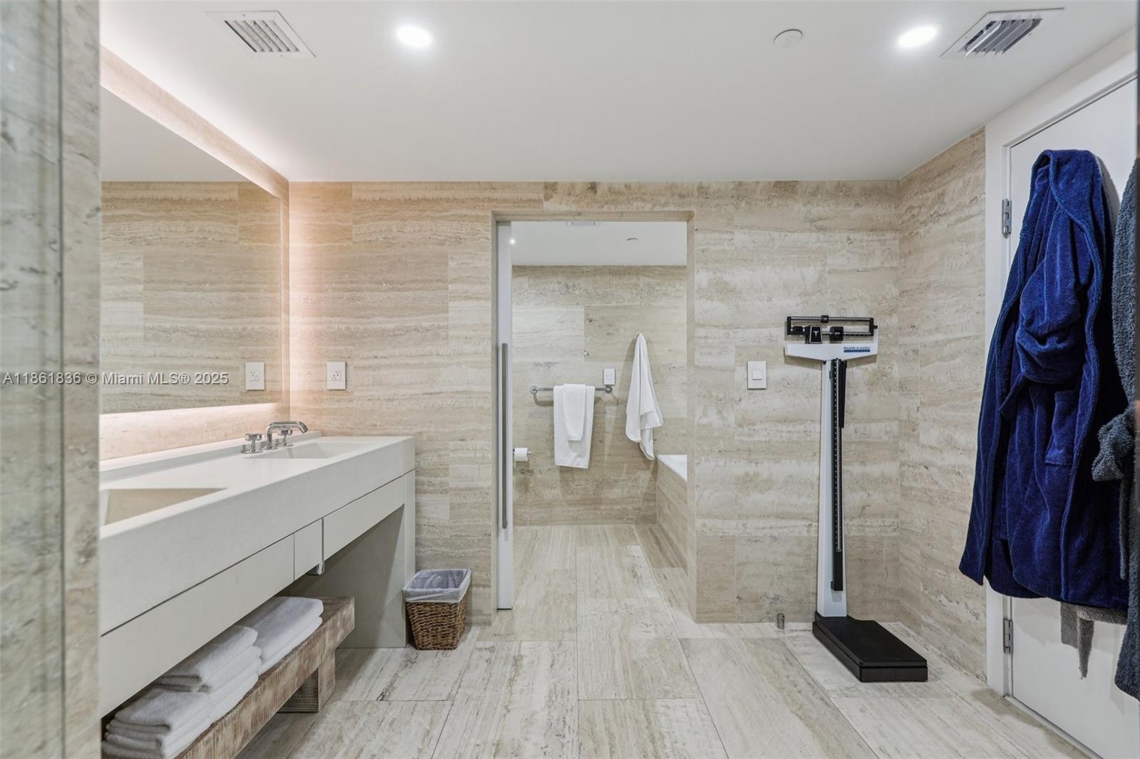 2399 COLLINS AVENUE - Residential