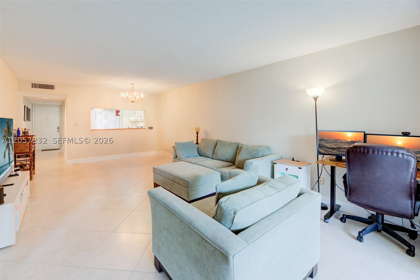 DEVON CONDOMINIUM - Residential