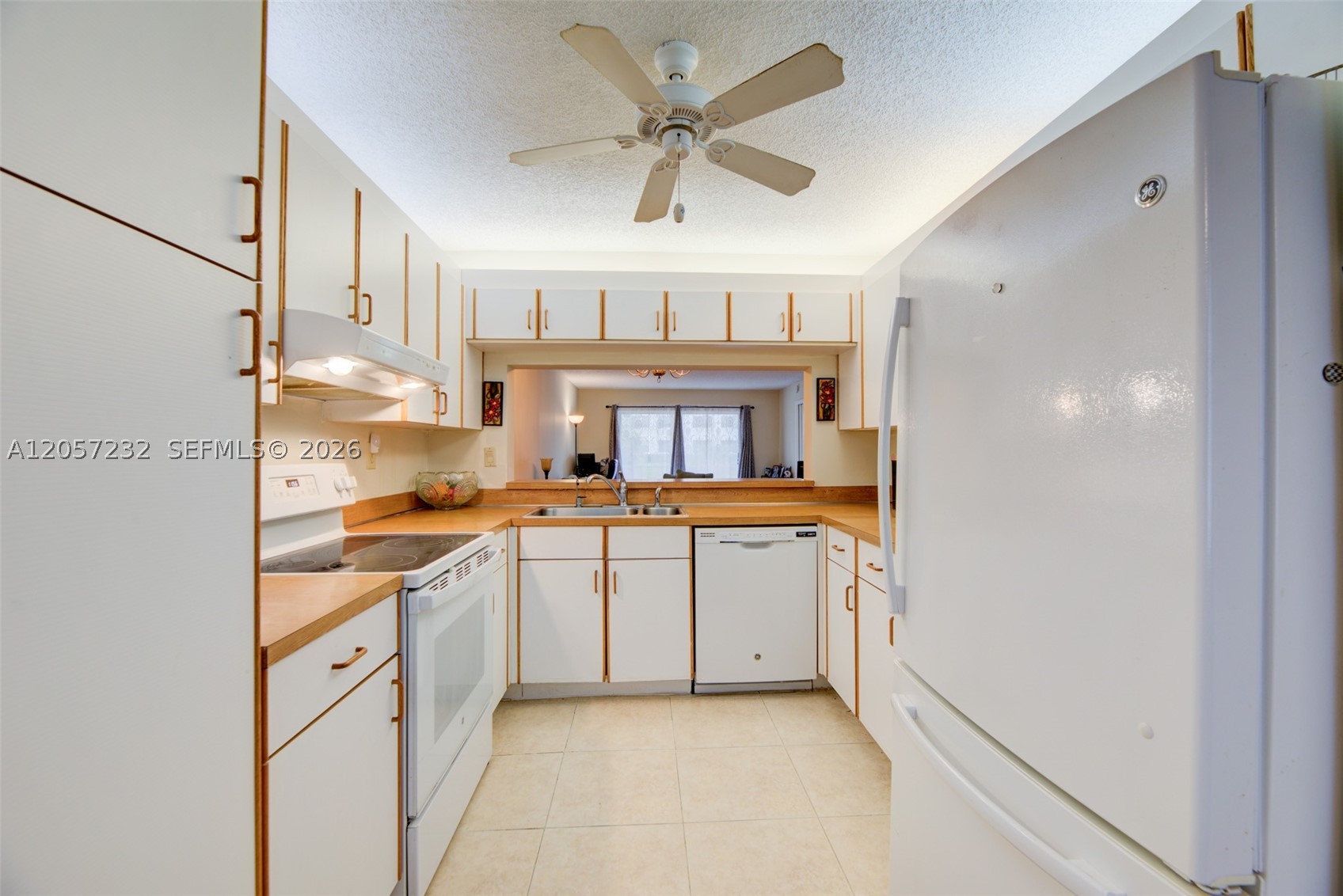 DEVON CONDOMINIUM - Residential