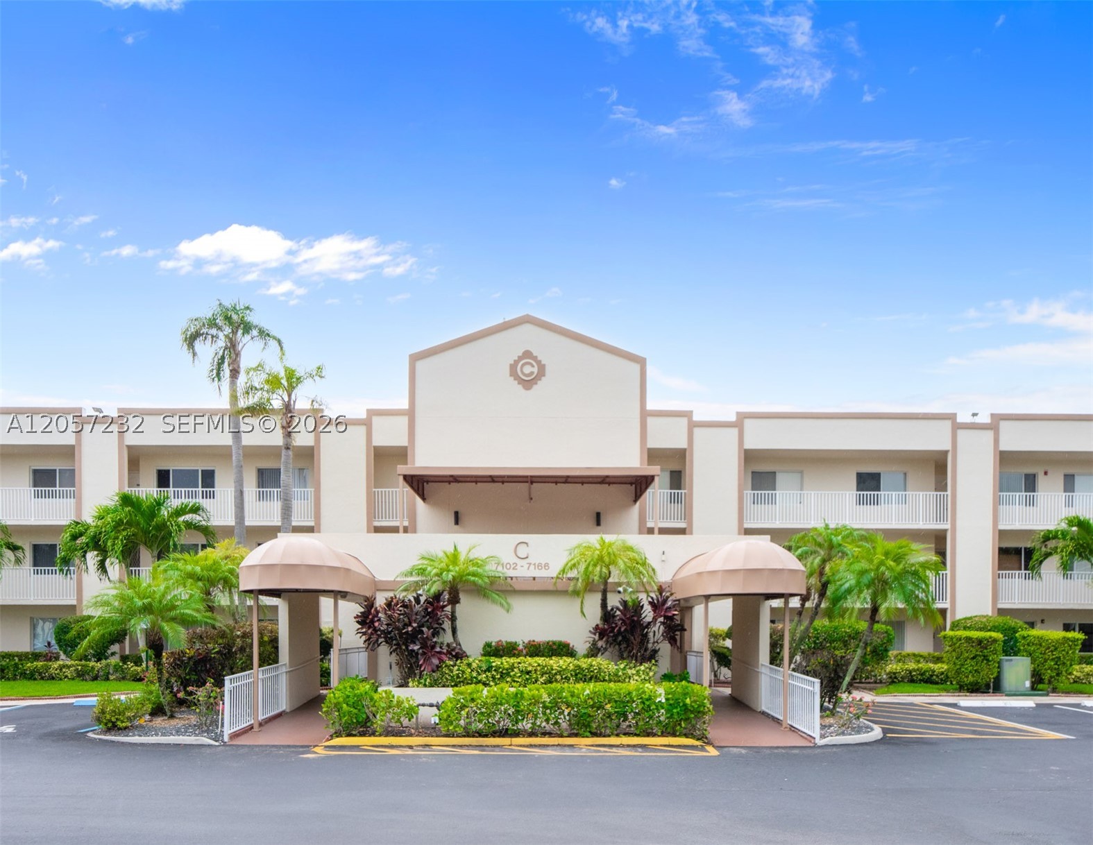 DEVON CONDOMINIUM - Residential