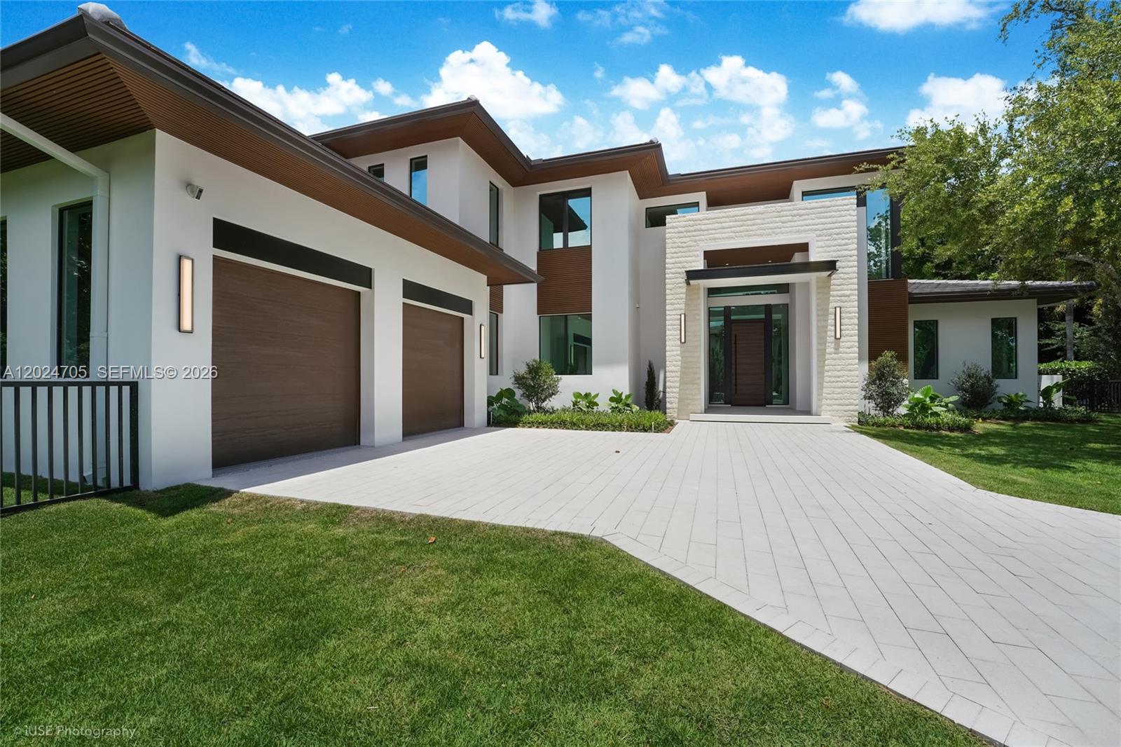 COCONUT PALM ESTATES - Residential