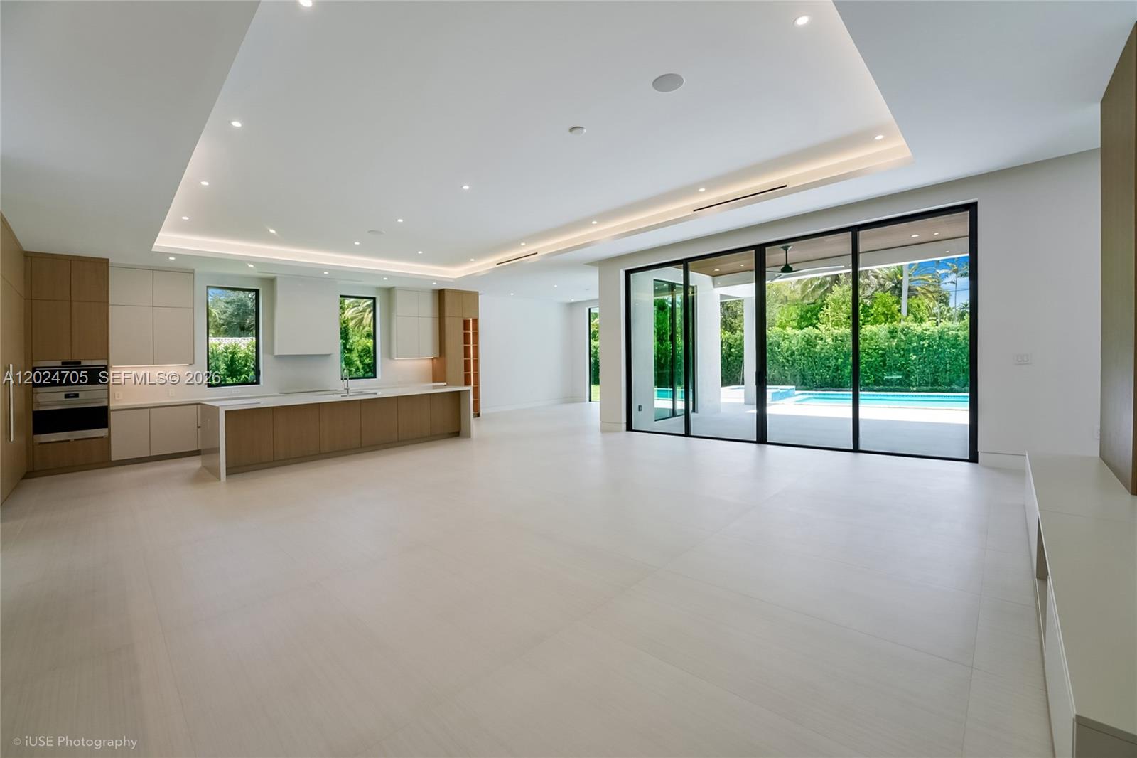 COCONUT PALM ESTATES - Residential