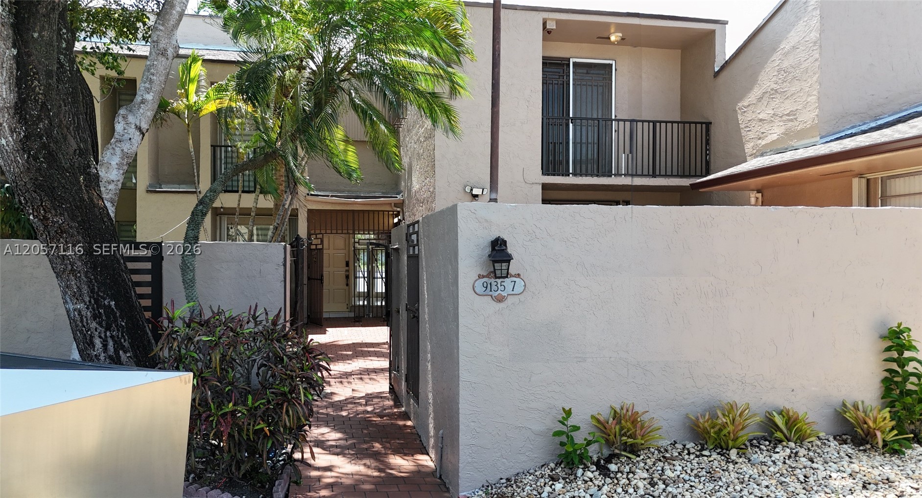 Beautiful lakefront 3BR/2.5BA townhouse in the heart of Fontainebleau! Features a spacious two-story layout with approximately 1,520 SF, open living and dining areas, a first-floor bedroom, private lake-view patio, and 2 assigned parking spaces. Community amenities include a pool and tennis courts. Prime location near FIU, Dolphin Mall, Miami International Airport, shopping, dining, and major highways. Move-in ready!