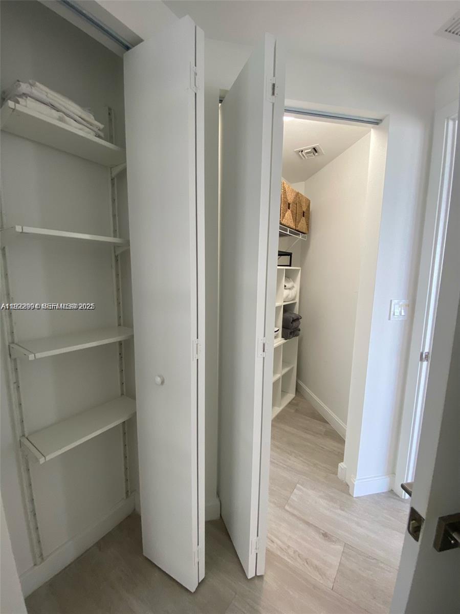 BRICKELL HEIGHTS WEST CON - Residential