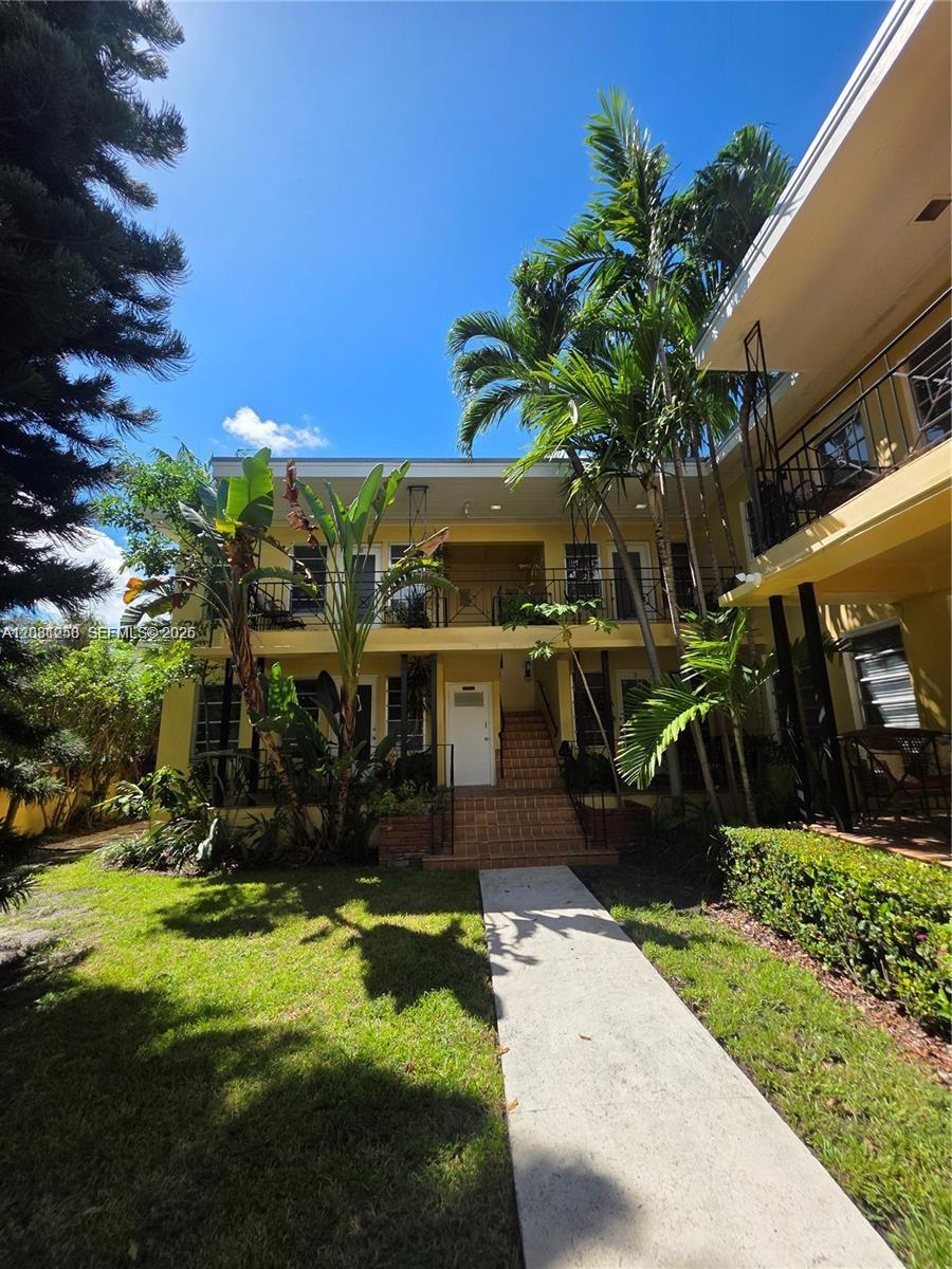 ALTOS DEL MAR NO 3 - Residential Lease