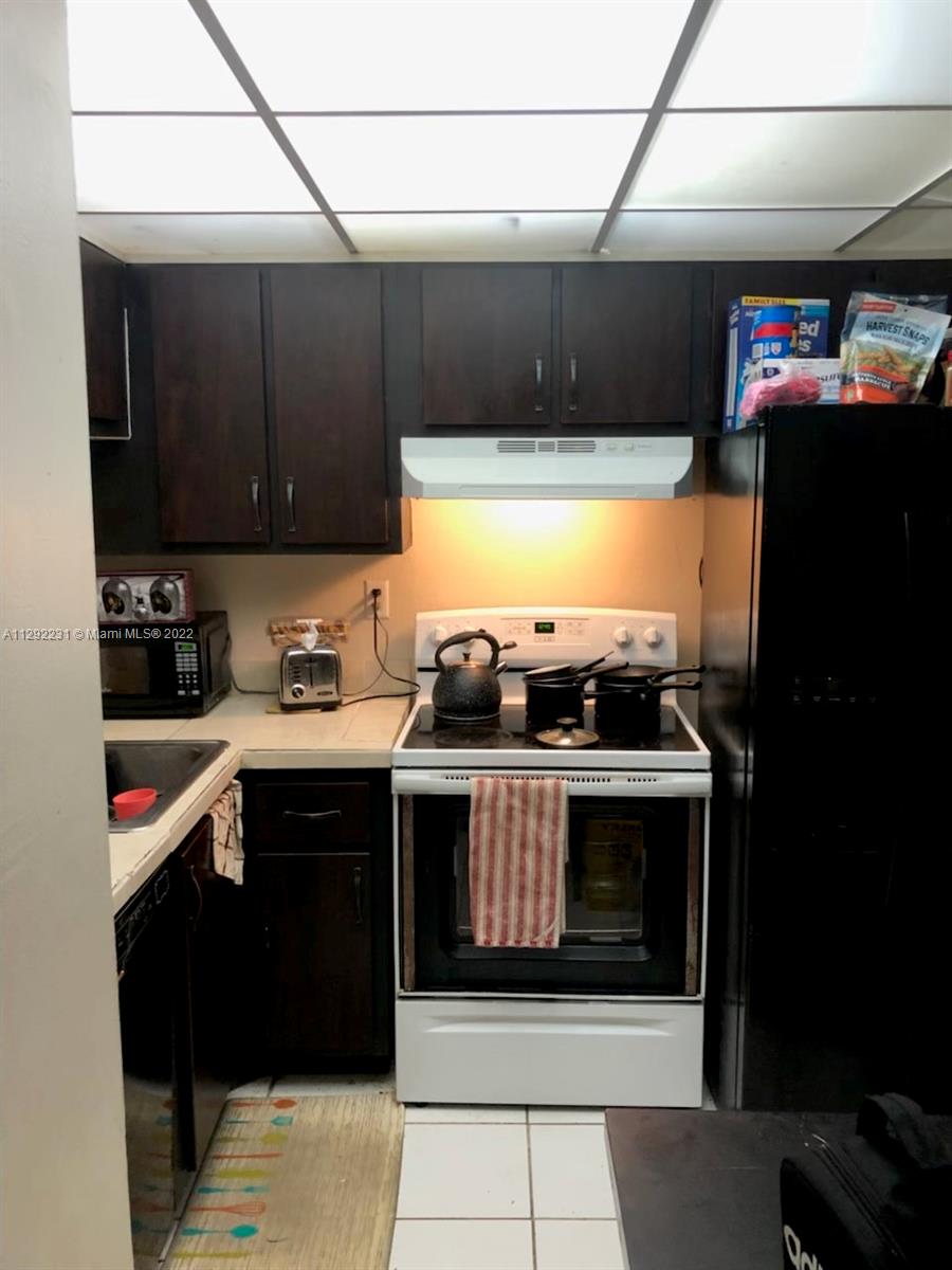 MONTECARLO CONDO - Residential