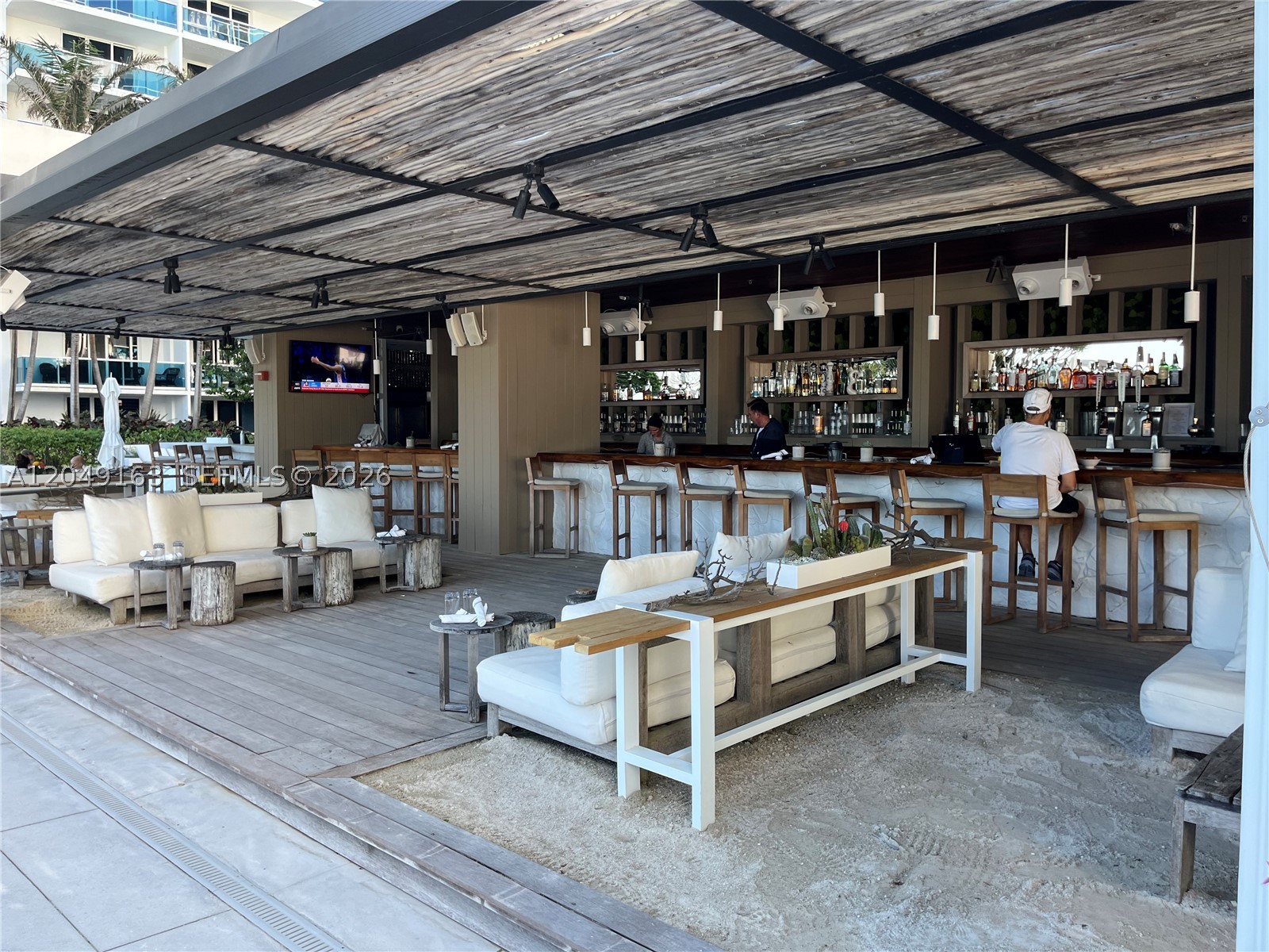 RONEY PALACE CONDO - Residential