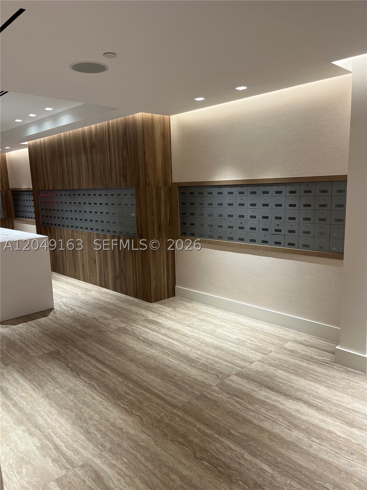 RONEY PALACE CONDO - Residential