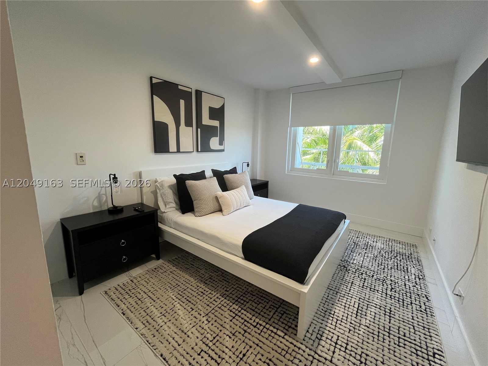 RONEY PALACE CONDO - Residential