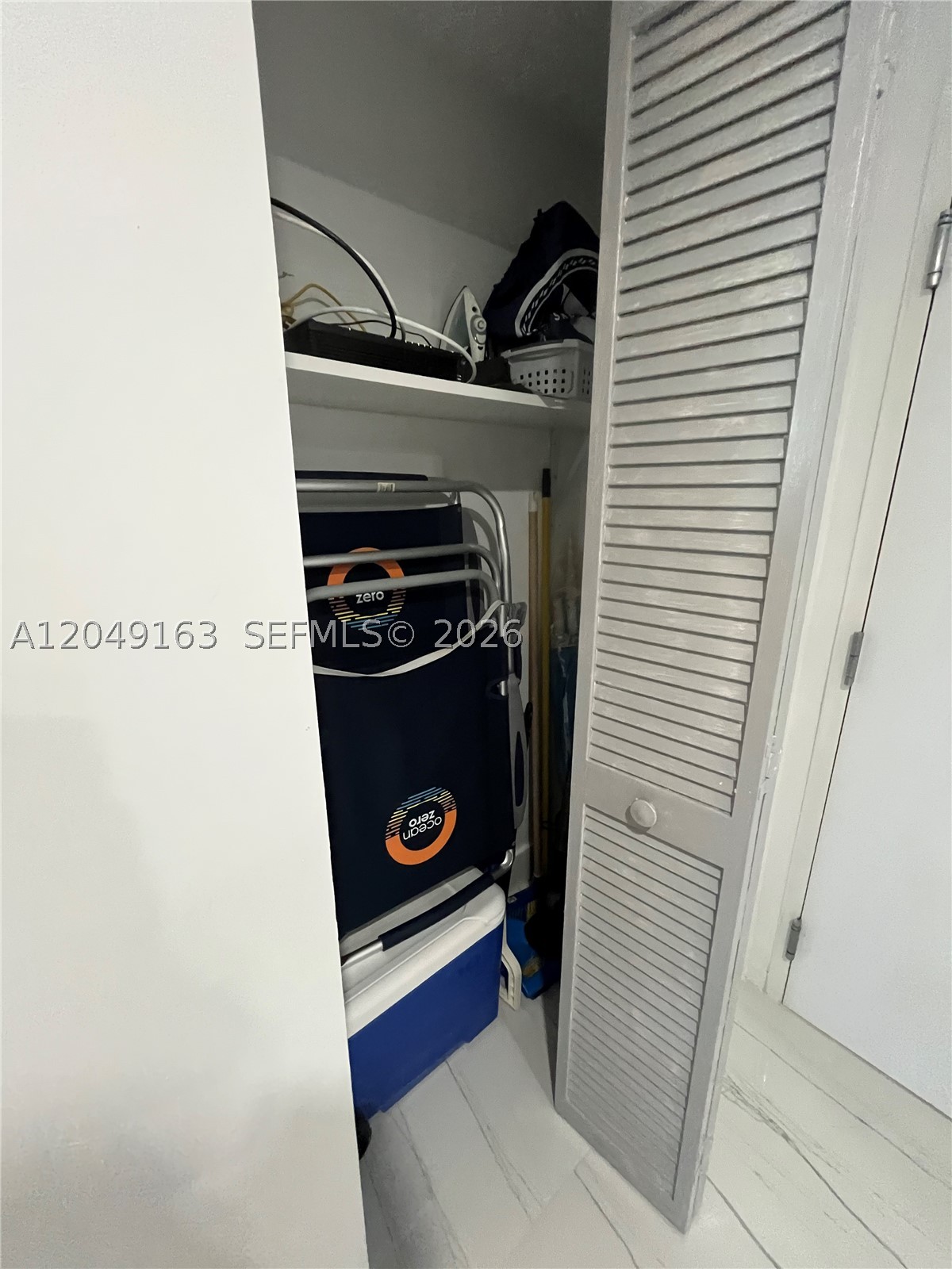 RONEY PALACE CONDO - Residential