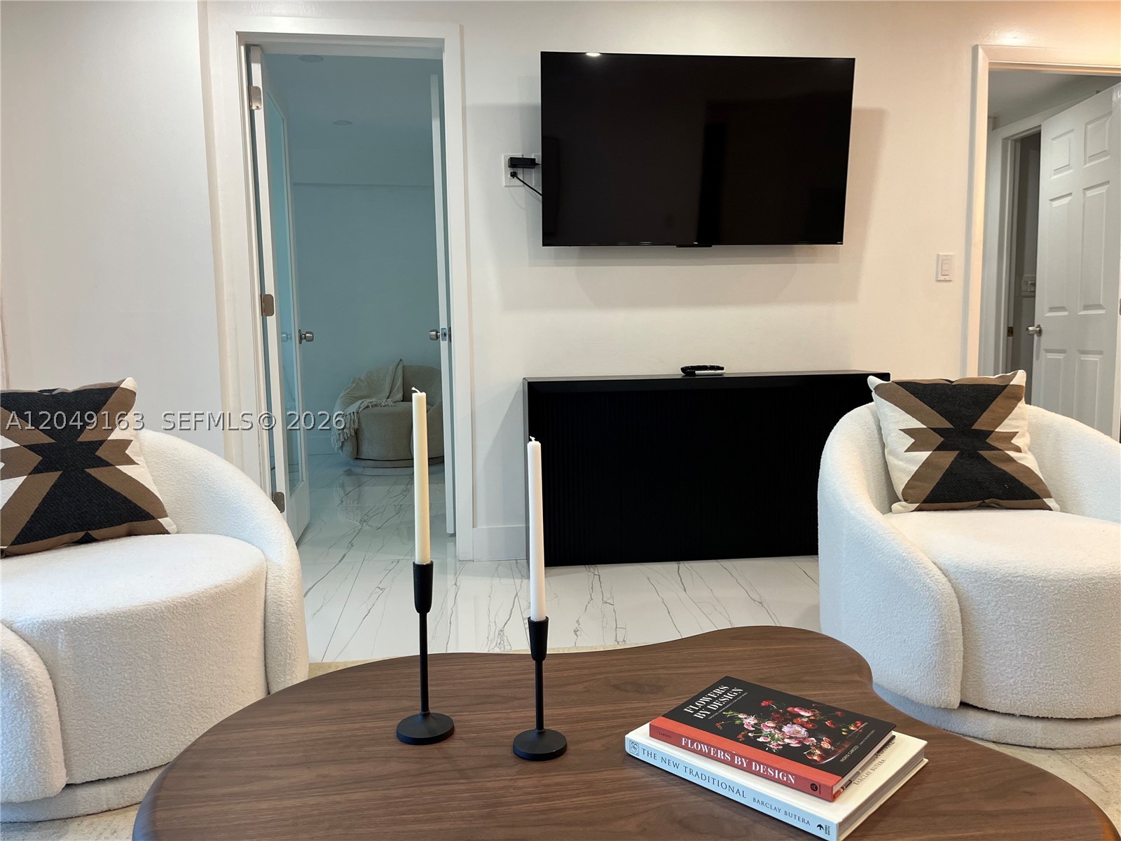 RONEY PALACE CONDO - Residential