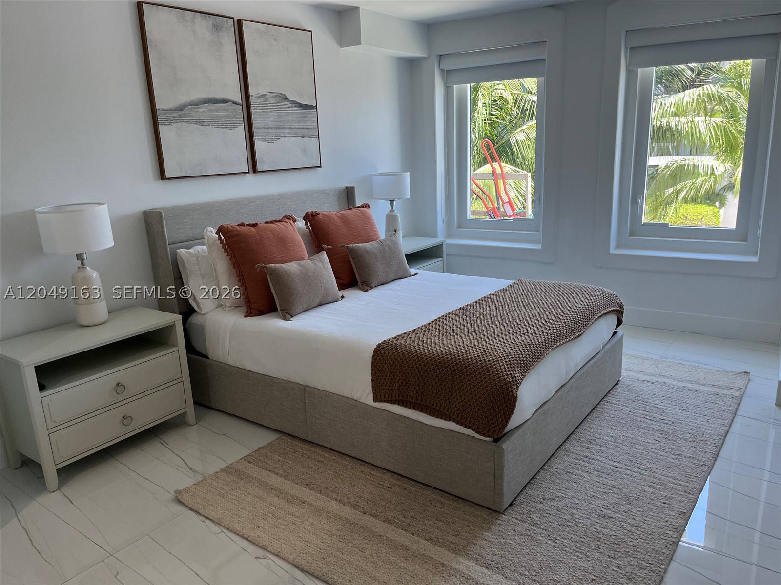 RONEY PALACE CONDO - Residential
