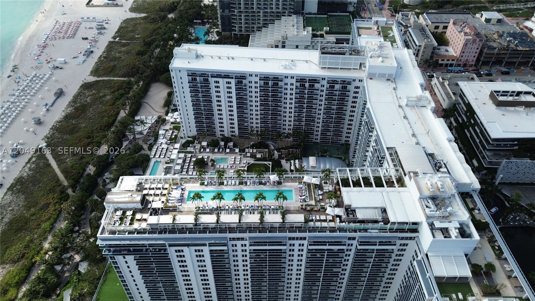 RONEY PALACE CONDO - Residential