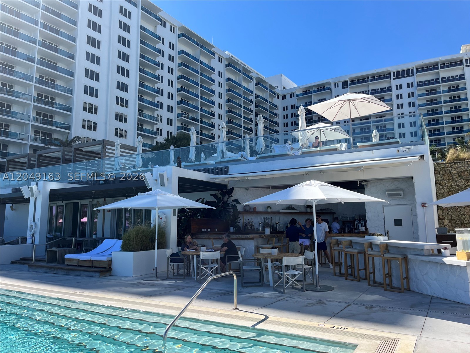 RONEY PALACE CONDO - Residential