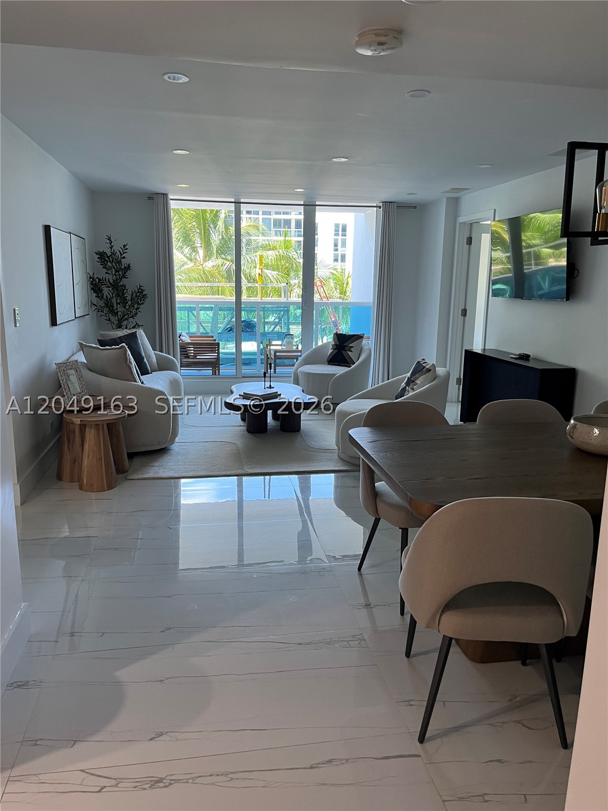 RONEY PALACE CONDO - Residential
