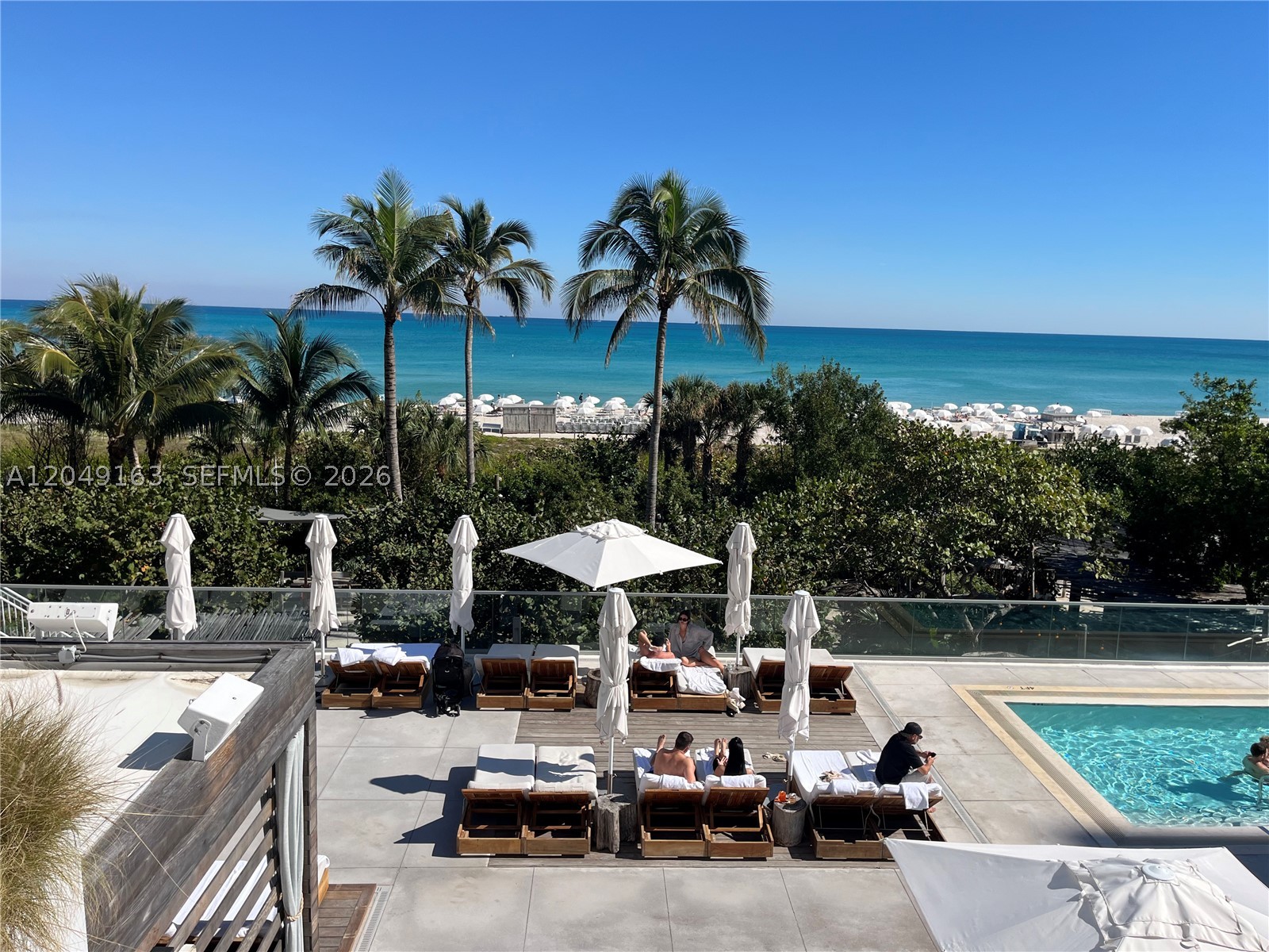 RONEY PALACE CONDO - Residential