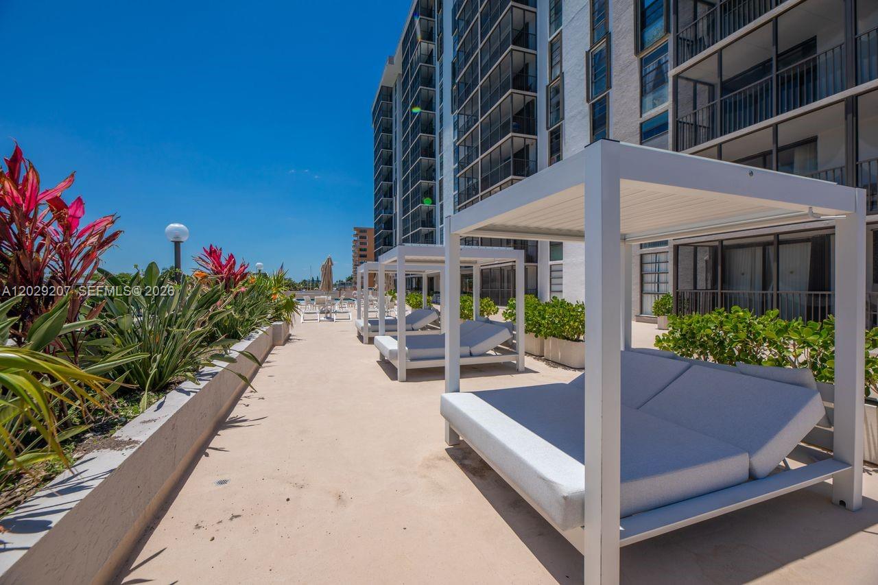 DORSET HOUSE CONDO - Residential
